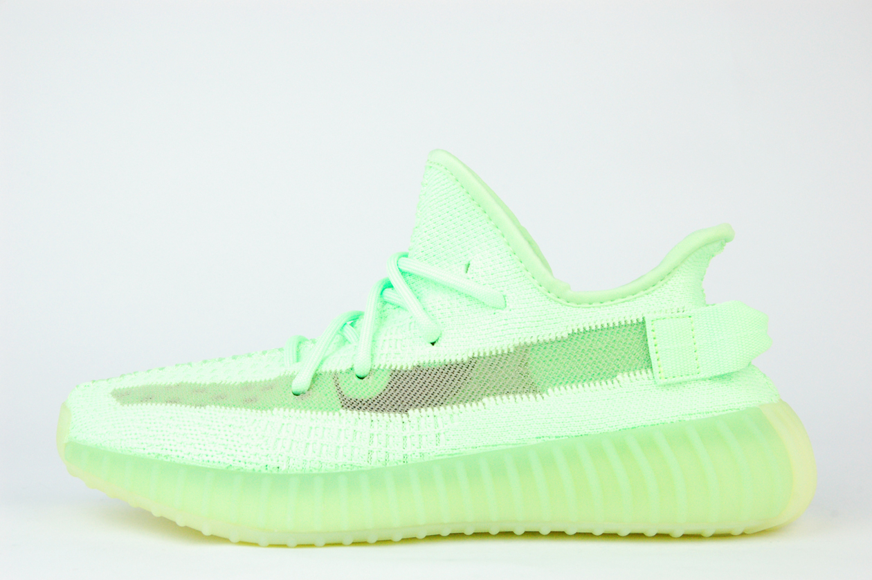 Кроссовки Adidas Yeezy 350 boost v2 Glow