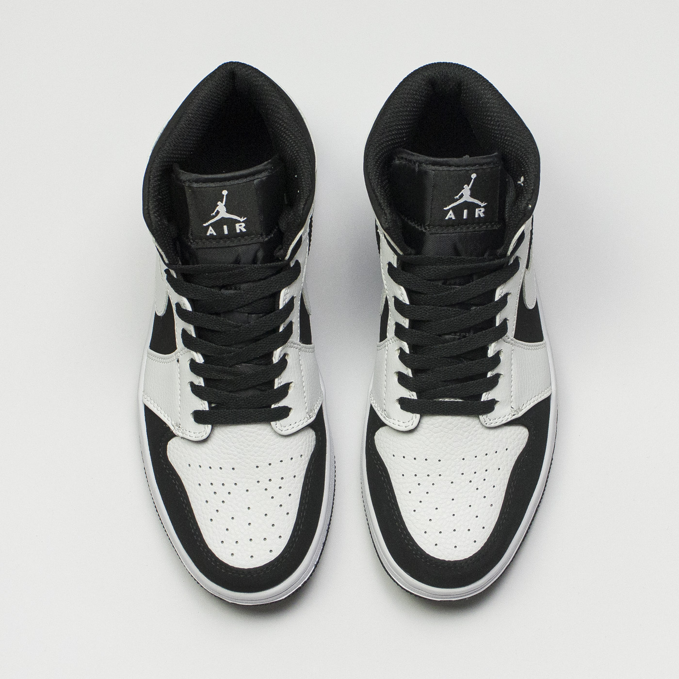 Кроссовки Nike Air Jordan 1 White / Black