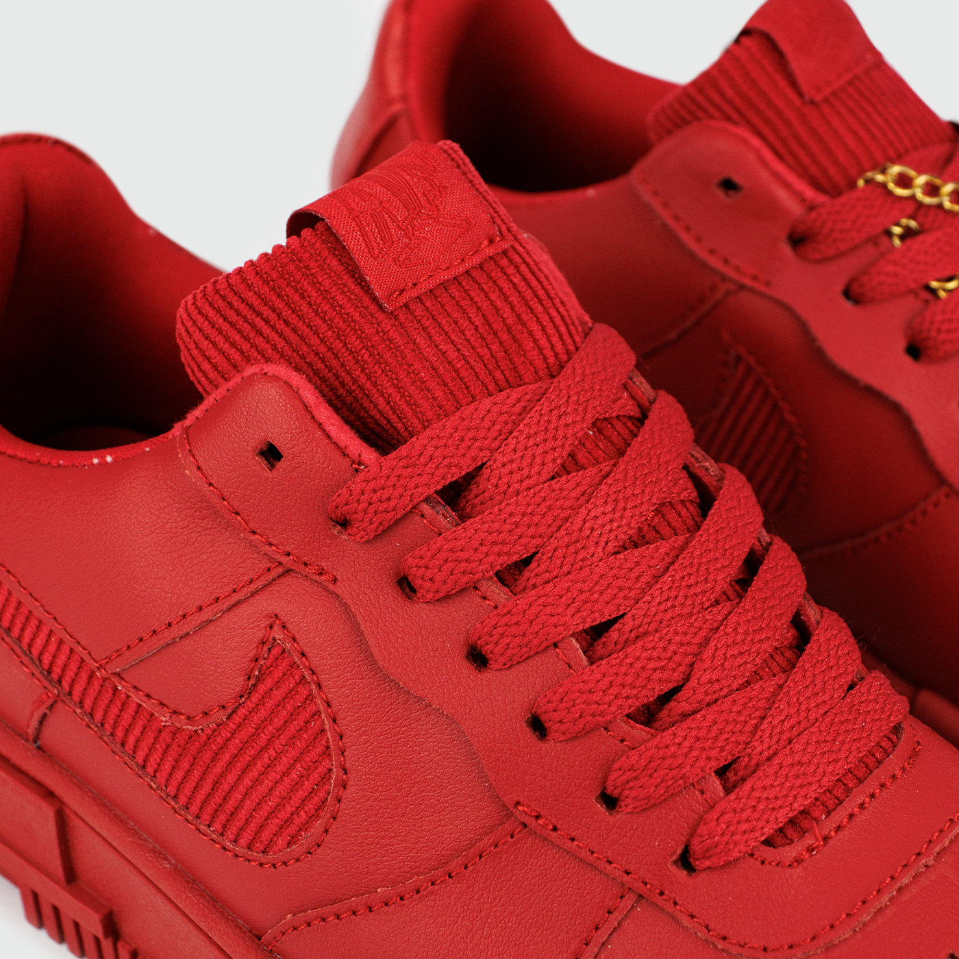 Кроссовки Nike Air Force 1 Low Pixel Wmns Red Кроссовки Nike Air Force 1 Low Pixel Wmns Red