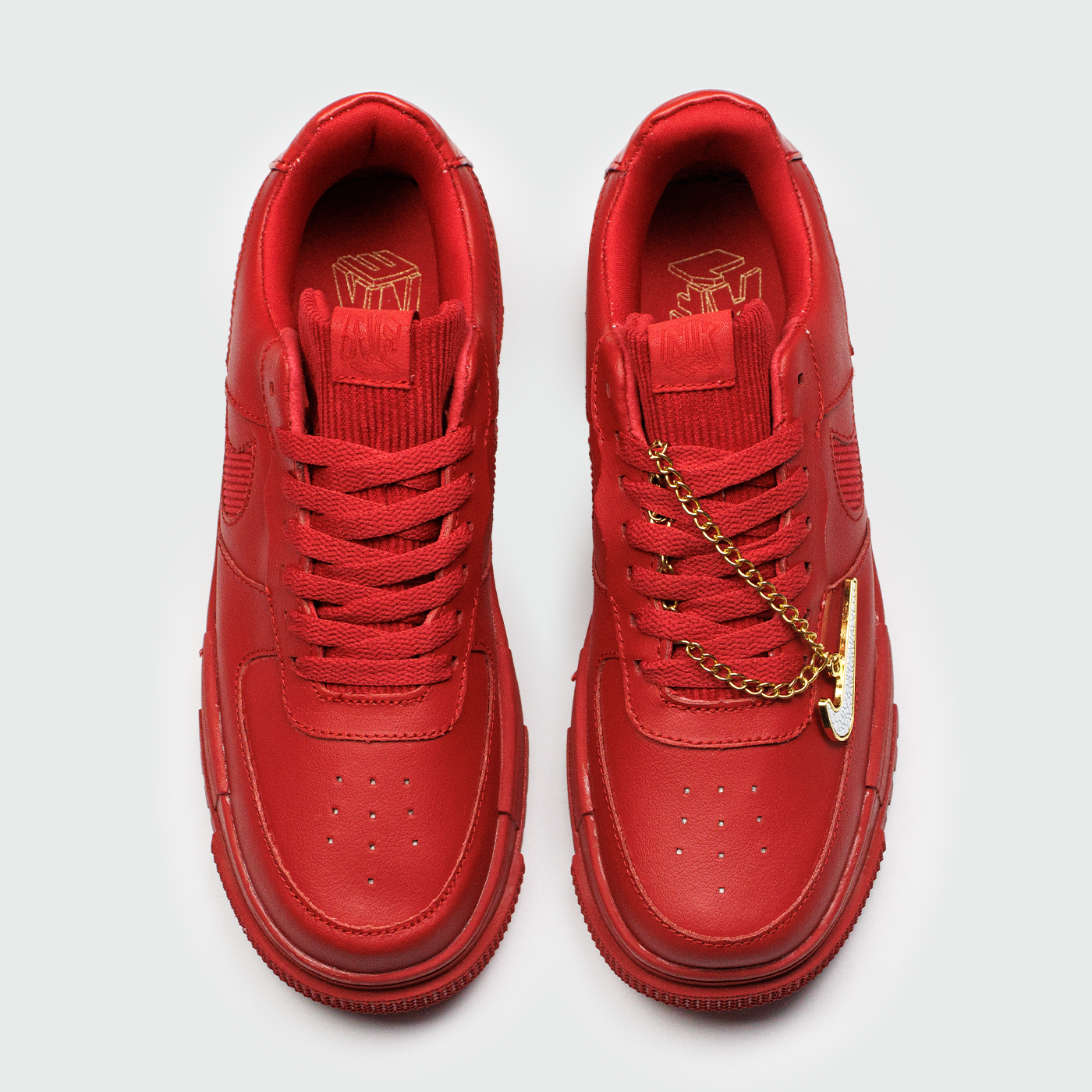 Кроссовки Nike Air Force 1 Low Pixel Wmns Red Кроссовки Nike Air Force 1 Low Pixel Wmns Red