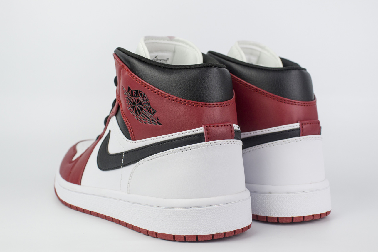 Кроссовки Nike Air Jordan 1 Chicago Кроссовки Nike Air Jordan 1 Chicago