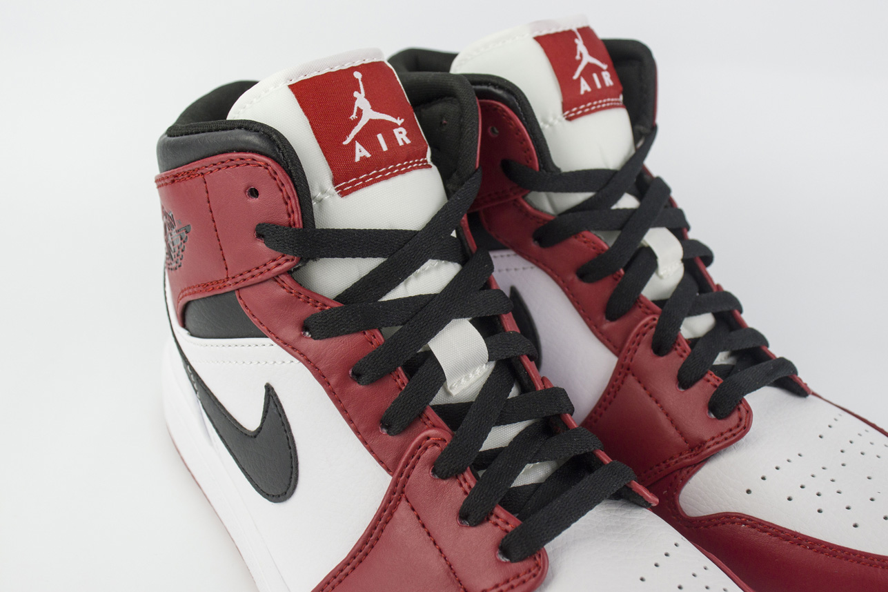 Кроссовки Nike Air Jordan 1 Chicago Кроссовки Nike Air Jordan 1 Chicago