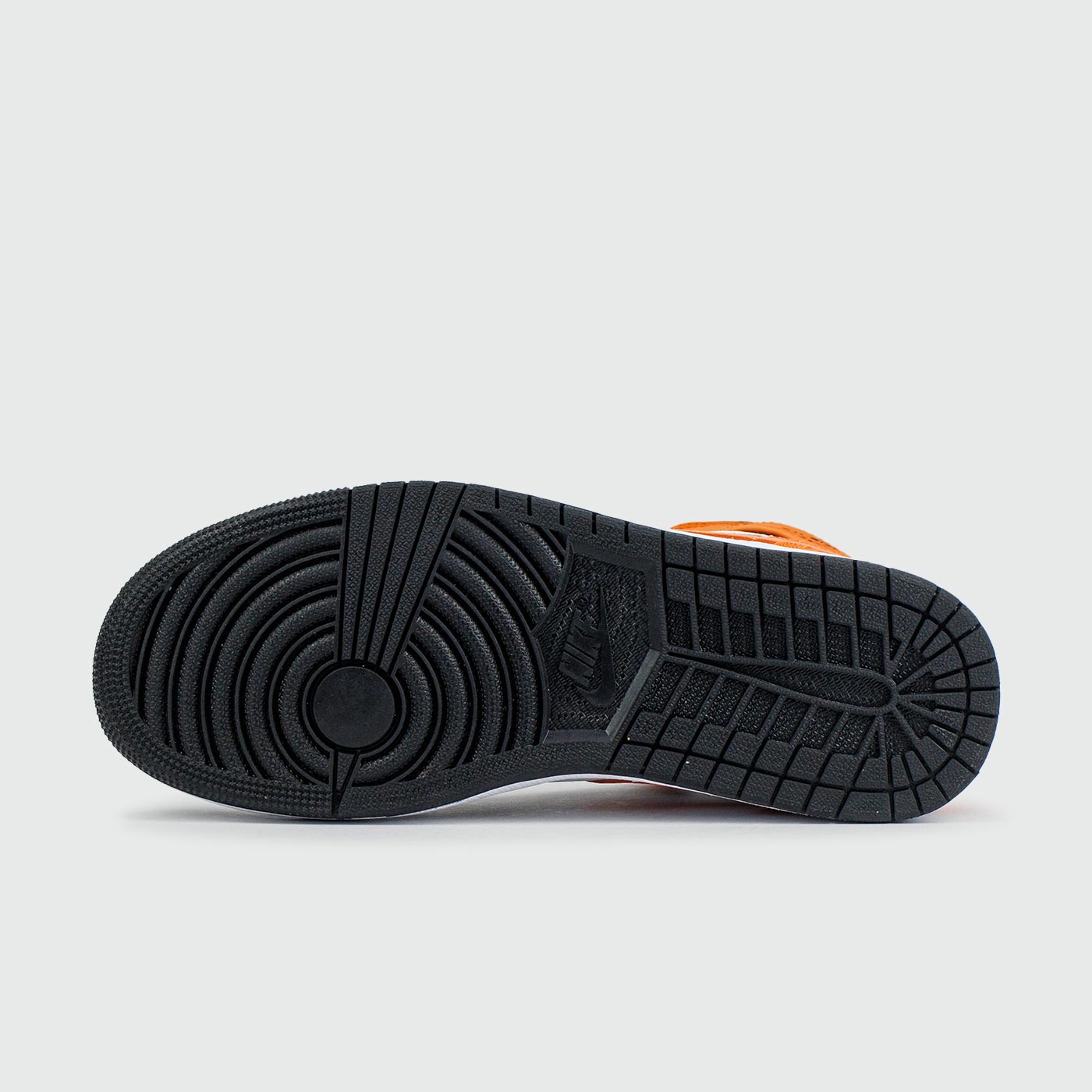 Кроссовки Nike Air Jordan 1 White / Black / Orange Кроссовки Nike Air Jordan 1 White / Black / Orange