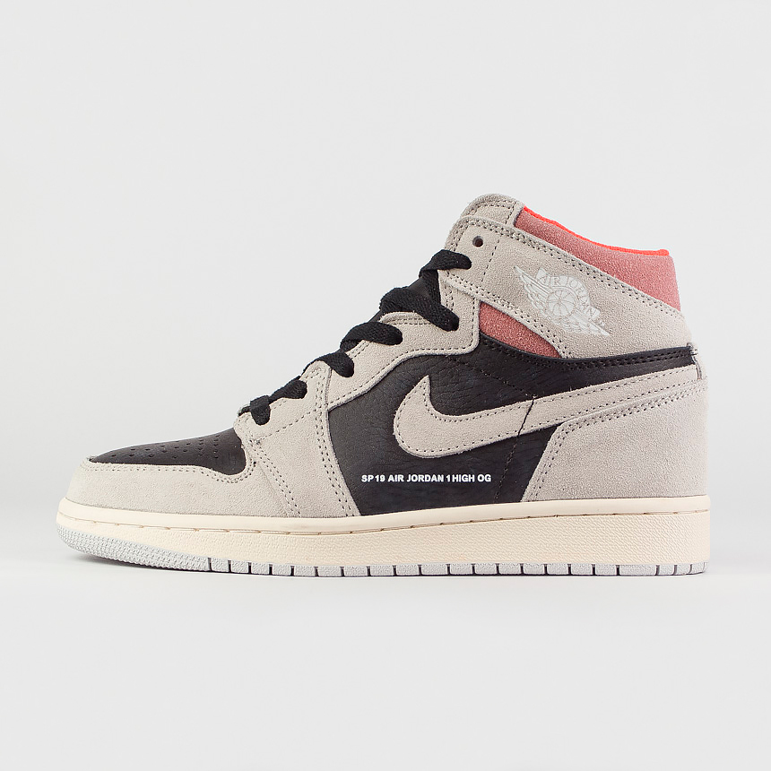 Кроссовки Nike Air Jordan 1 Neutral Grey/Hyper Crimson Кроссовки Nike Air Jordan 1 Neutral Grey/Hyper Crimson