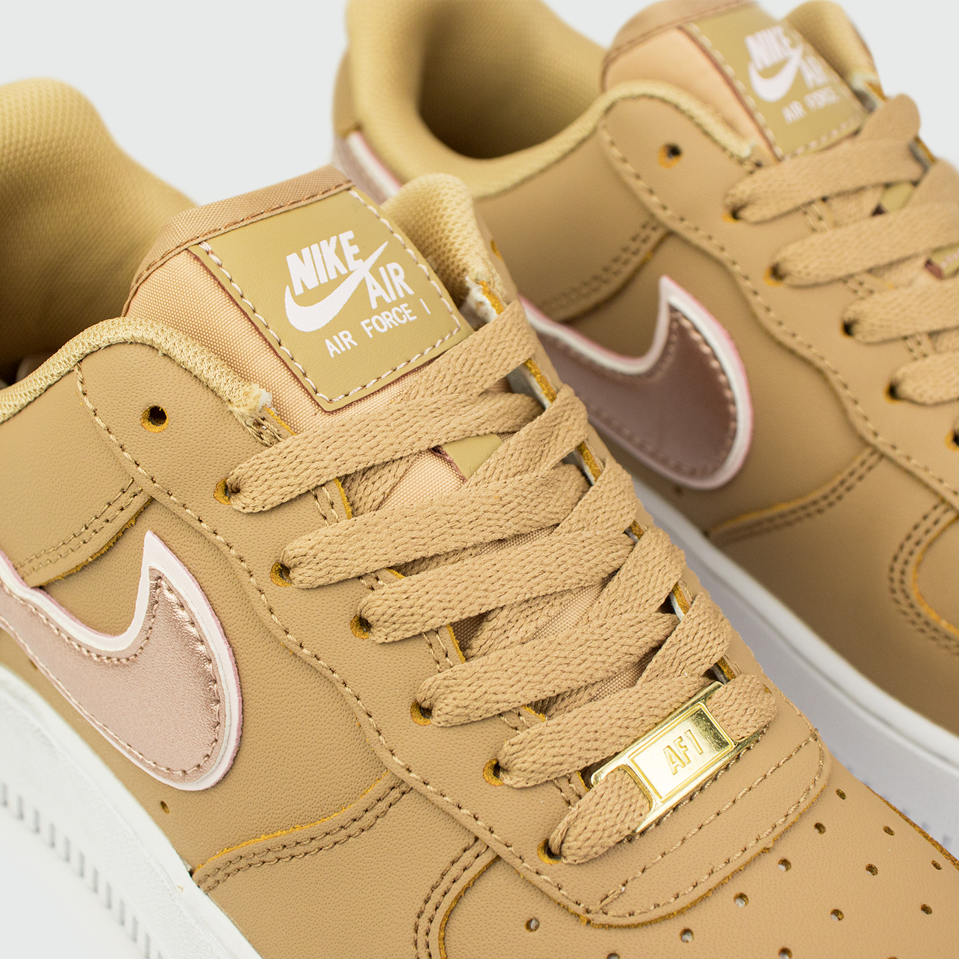 Кроссовки Nike Air Force 1 Low Wmns Hemp Кроссовки Nike Air Force 1 Low Wmns Hemp