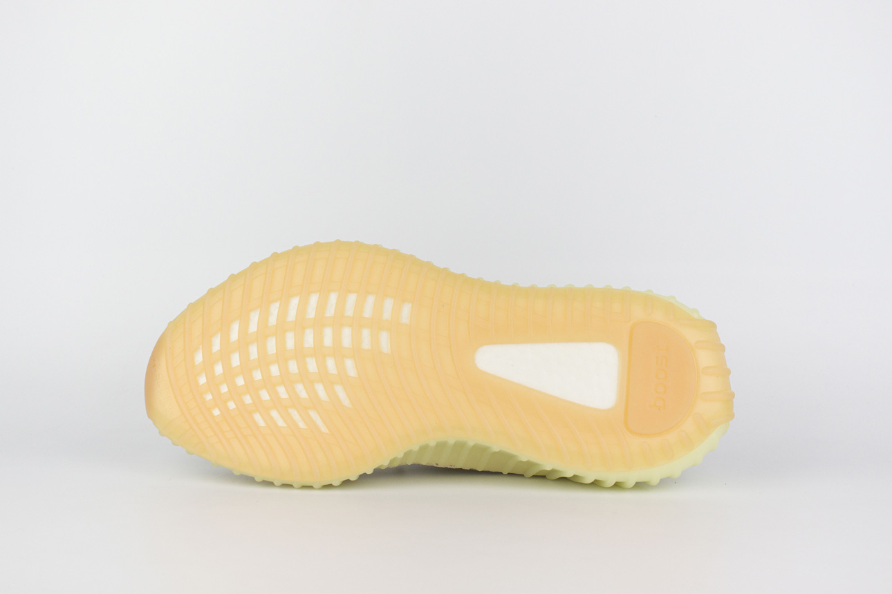 Кроссовки Adidas Yeezy 350 boost v2 Wmns Linen Кроссовки Adidas Yeezy 350 boost v2 Wmns Linen