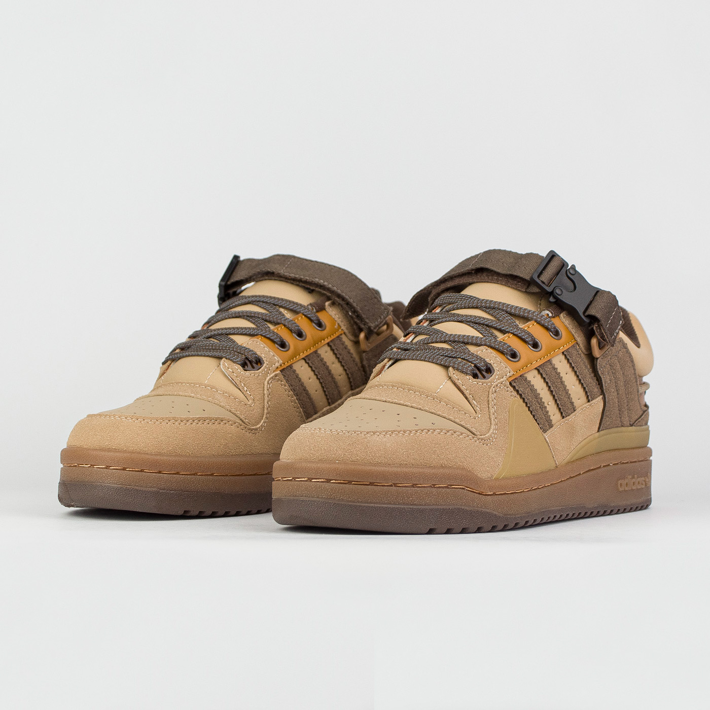 Кроссовки Adidas Forum Low x Bad Bunny Wmns Brown Кроссовки Adidas Forum Low x Bad Bunny Wmns Brown