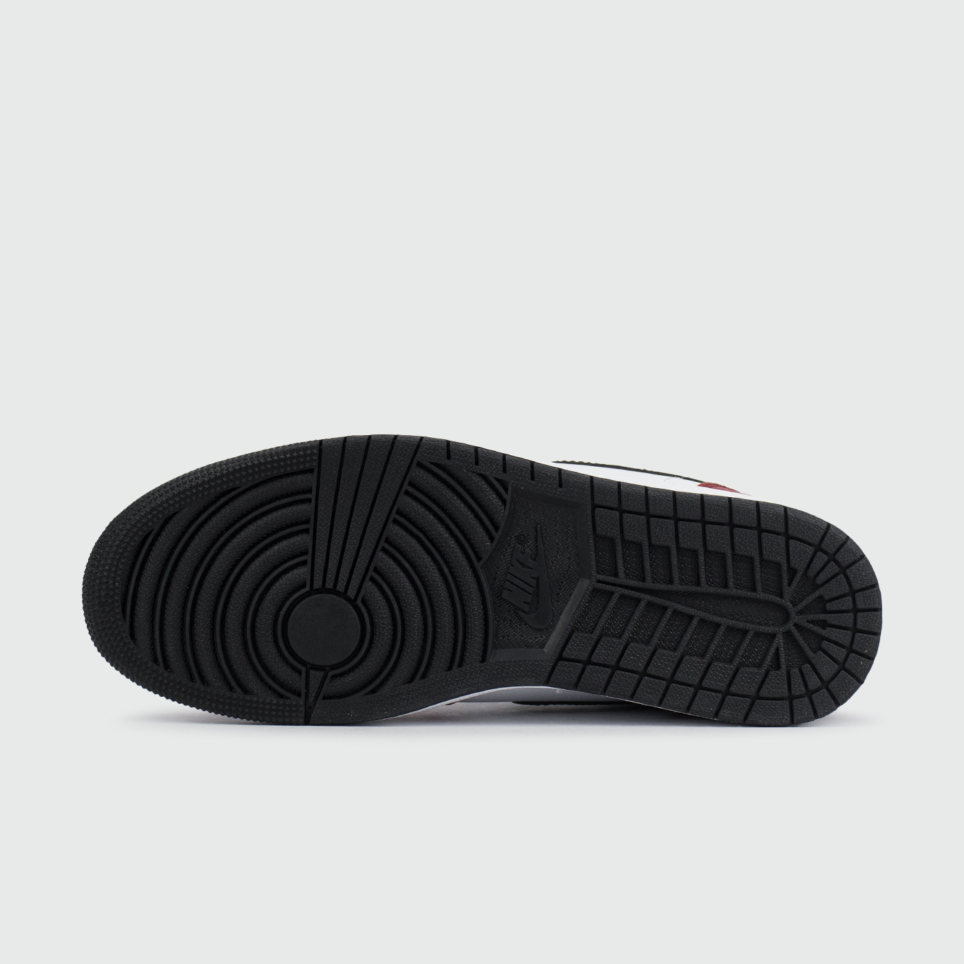 Кроссовки Nike Air Jordan 1 Red / Black with Fur Кроссовки Nike Air Jordan 1 Red / Black with Fur