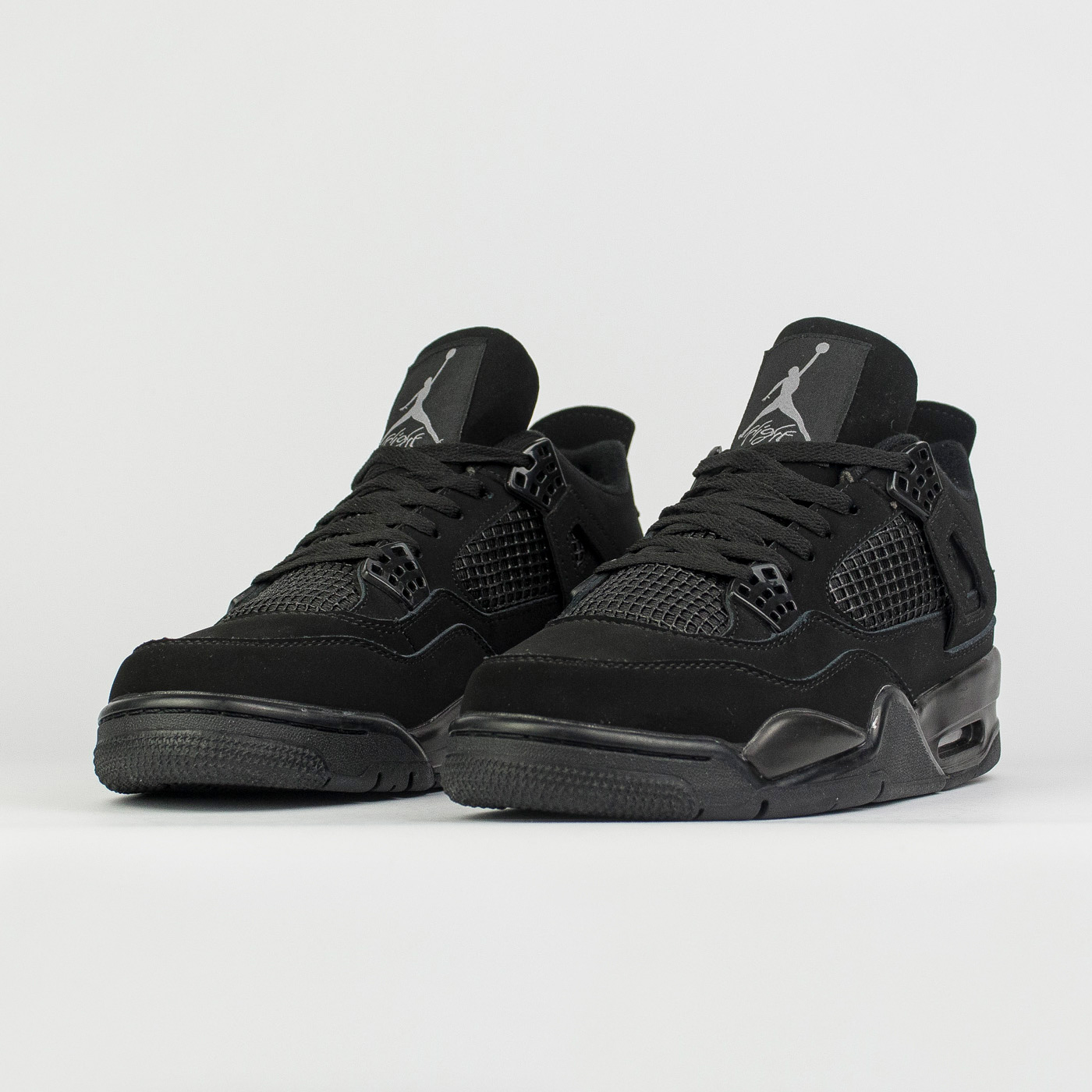 Кроссовки Nike Air Jordan 4 Retro Triple Black Кроссовки Nike Air Jordan 4 Retro Triple Black