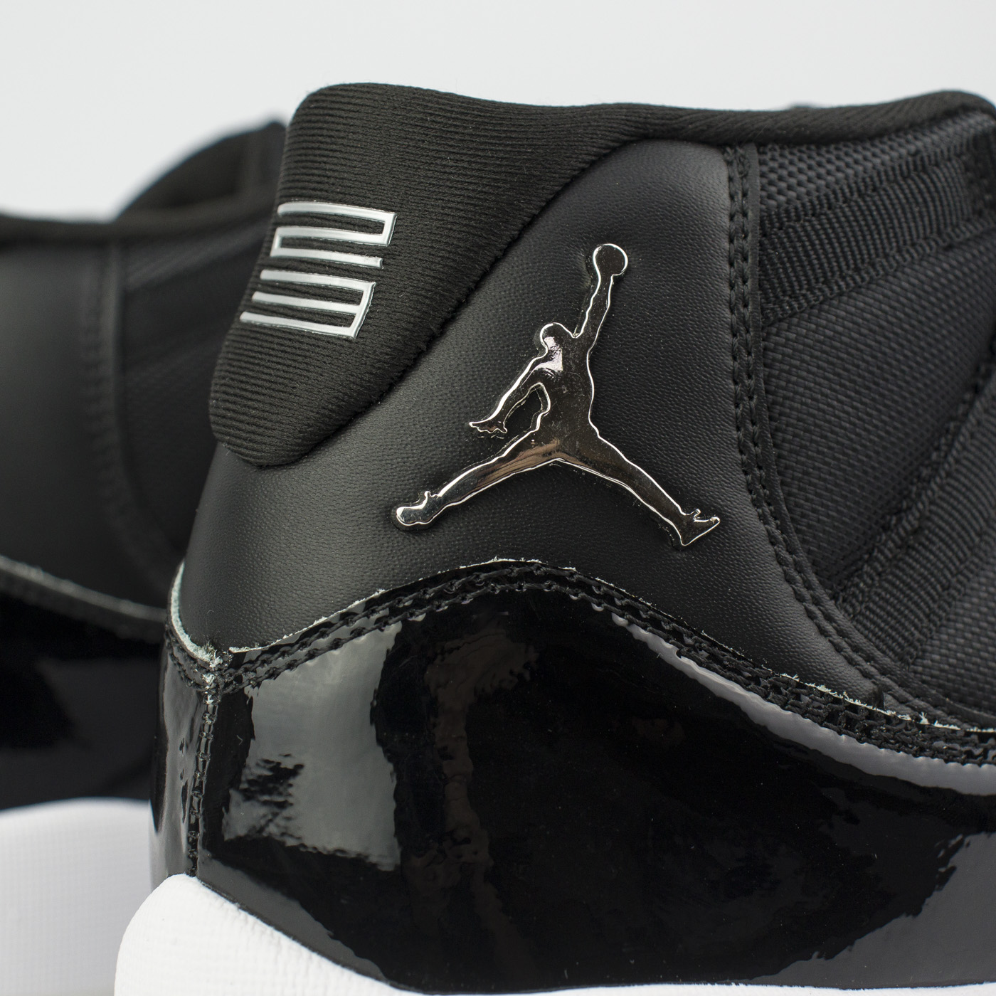 Кроссовки Nike Air Jordan 11 Jubilee