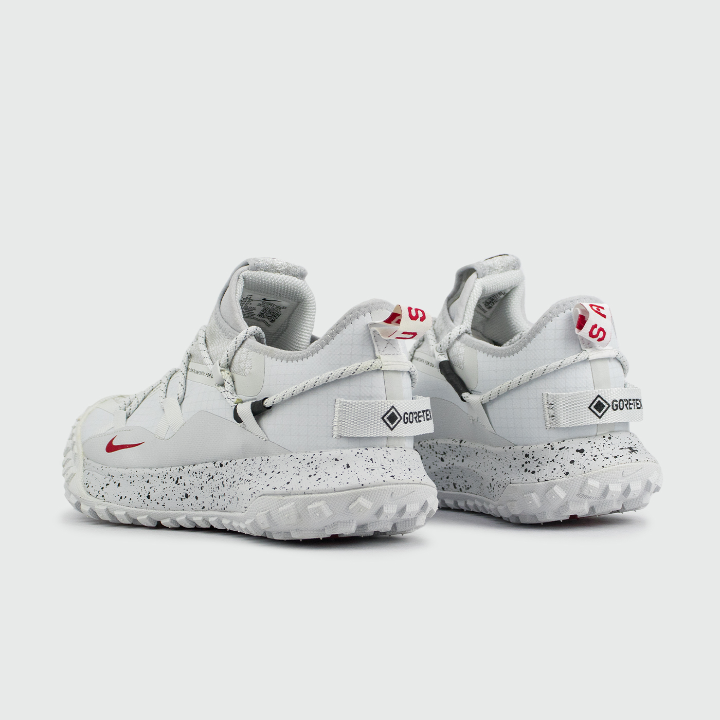 Кроссовки Nike ACG Mountain Fly Low Gtx White / Red Кроссовки Nike ACG Mountain Fly Low Gtx White / Red