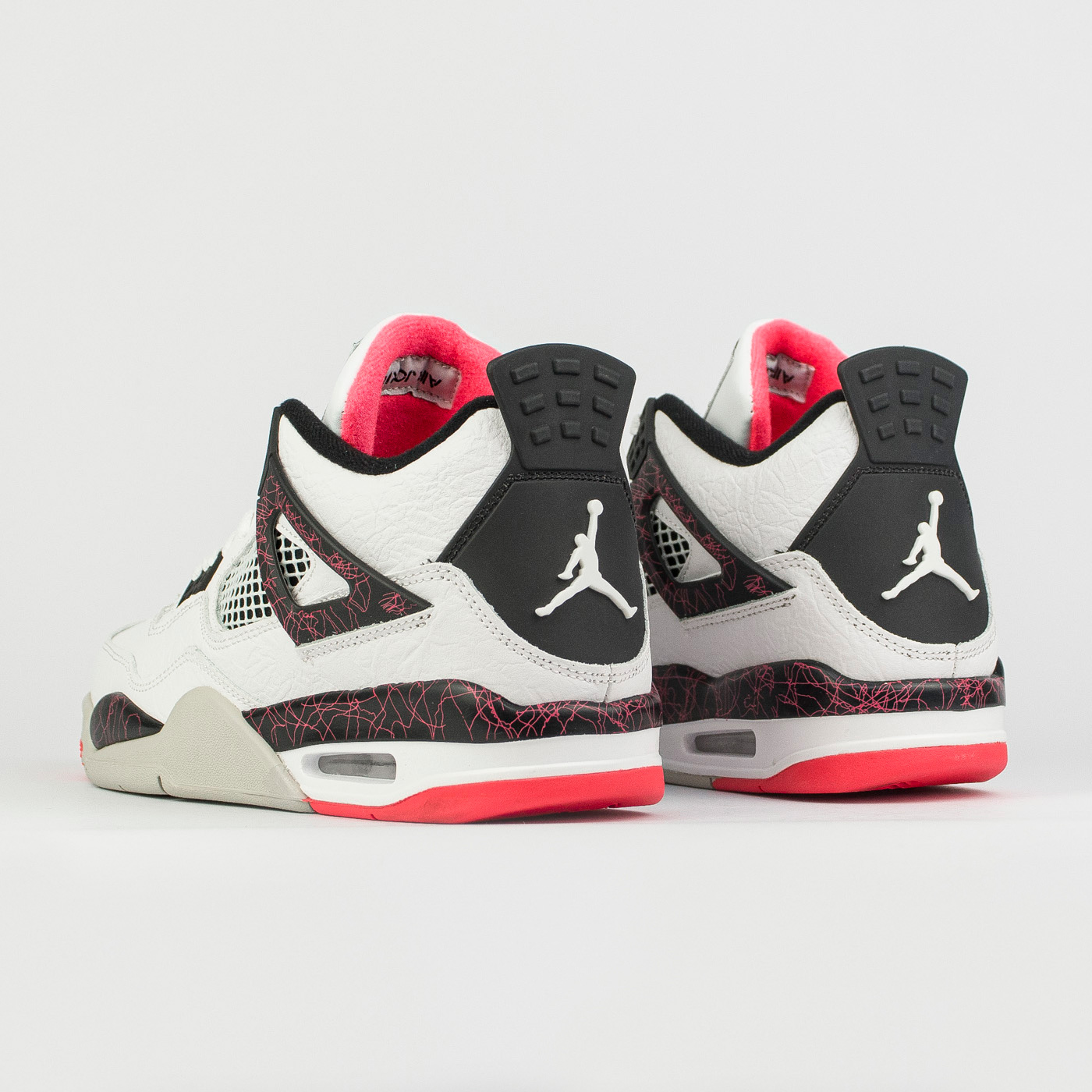 Кроссовки Nike Air Jordan 4 Retro Flight Nostalgia Кроссовки Nike Air Jordan 4 Retro Flight Nostalgia