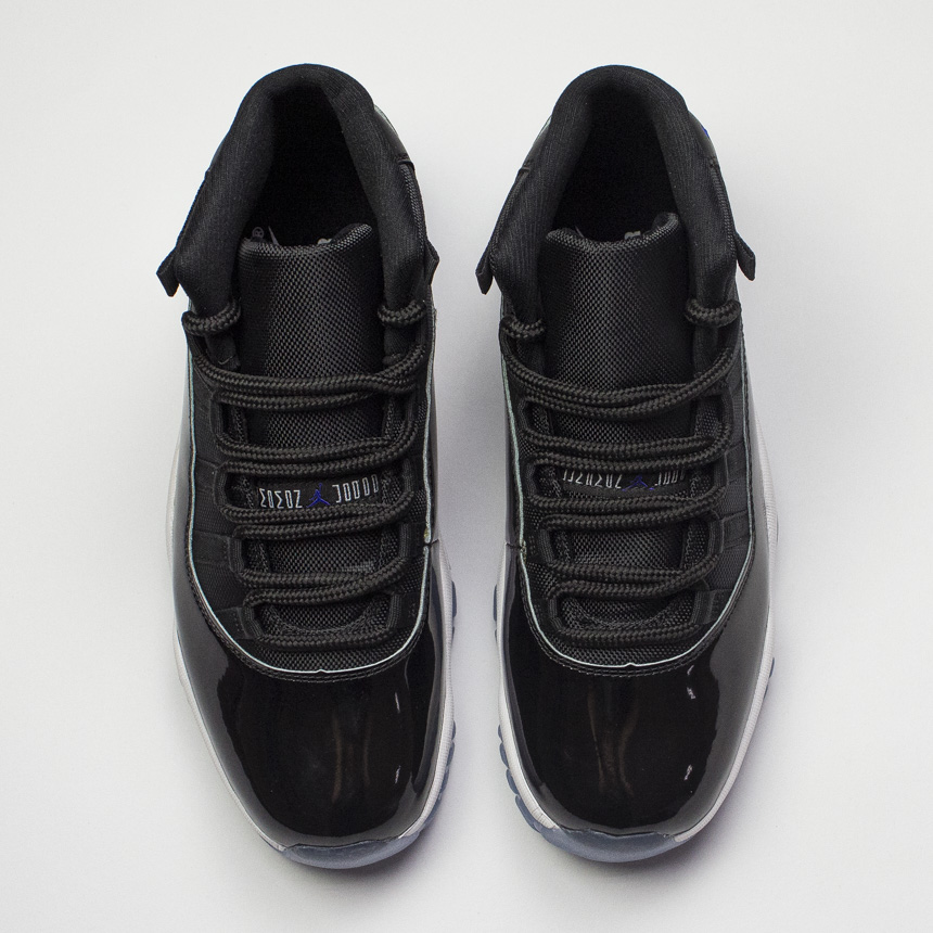 Кроссовки Nike Air Jordan 11 Space Jam Кроссовки Nike Air Jordan 11 Space Jam