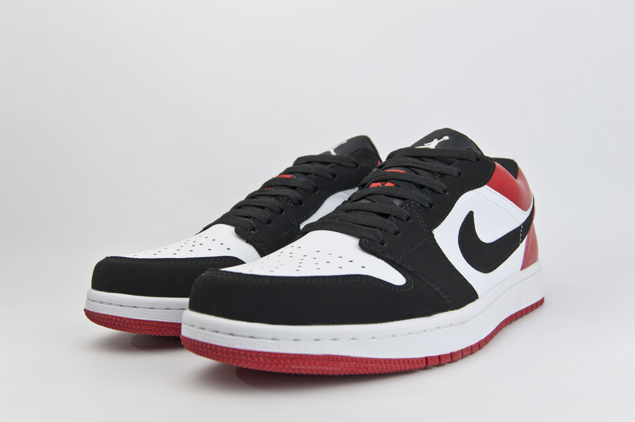 Кроссовки Nike Air Jordan 1 Low Black Toe Кроссовки Nike Air Jordan 1 Low Black Toe