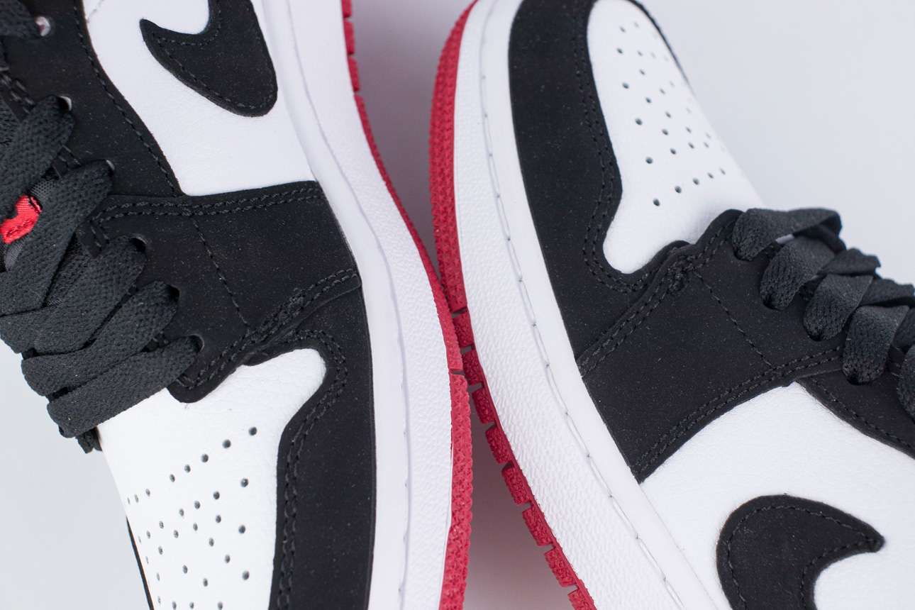 Кроссовки Nike Air Jordan 1 Low Black Toe Кроссовки Nike Air Jordan 1 Low Black Toe