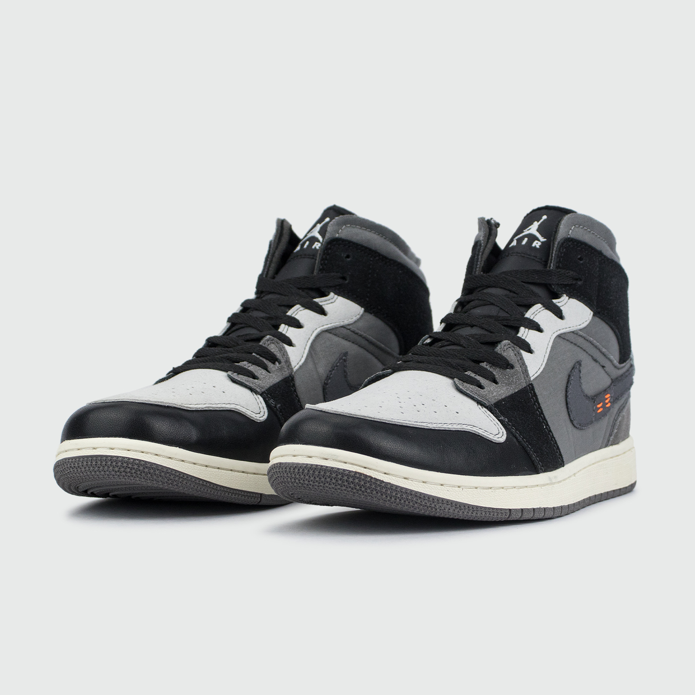 Кроссовки Nike Air Jordan 1 Inside Out Black / Grey Кроссовки Nike Air Jordan 1 Inside Out Black / Grey
