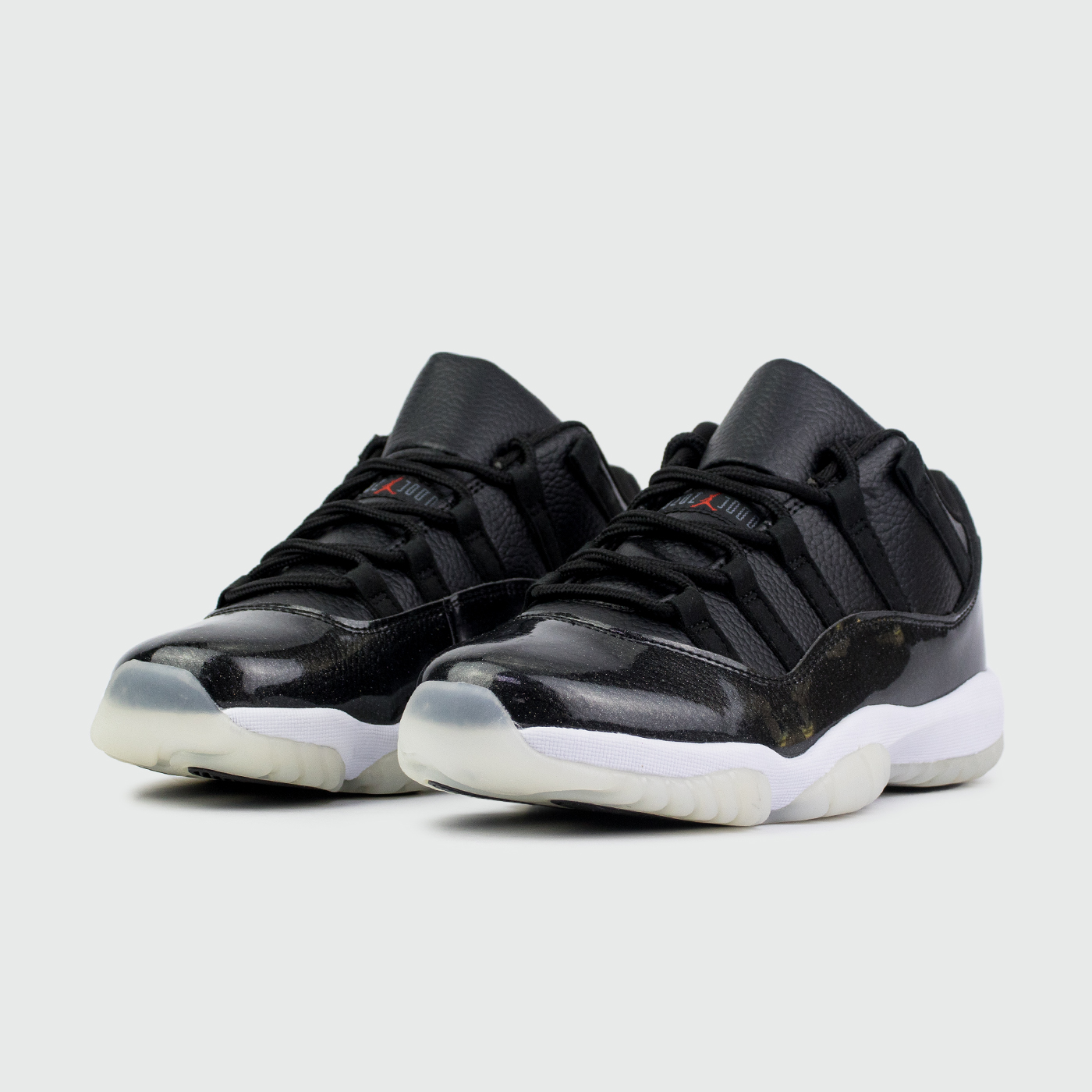 Кроссовки Nike Air Jordan 11 Low 72-10 Кроссовки Nike Air Jordan 11 Low 72-10