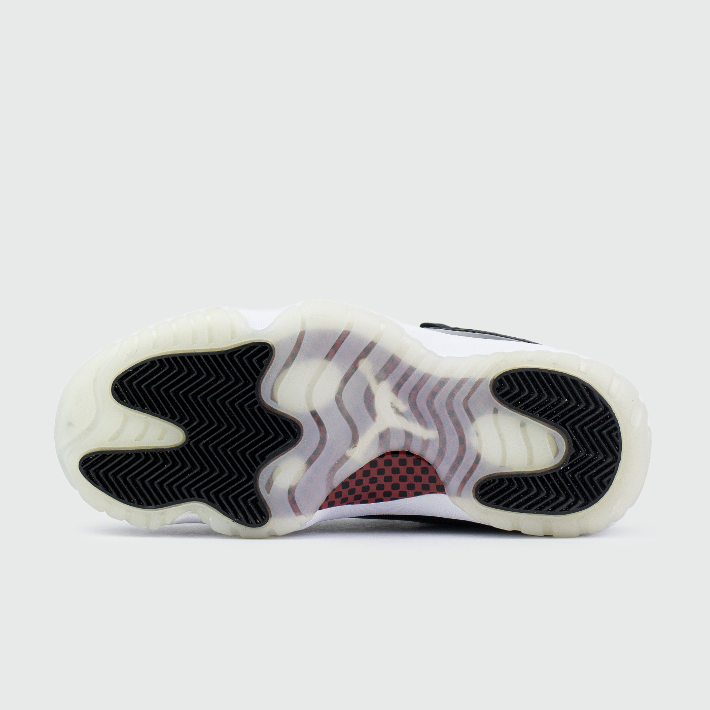 Кроссовки Nike Air Jordan 11 Low 72-10 Кроссовки Nike Air Jordan 11 Low 72-10
