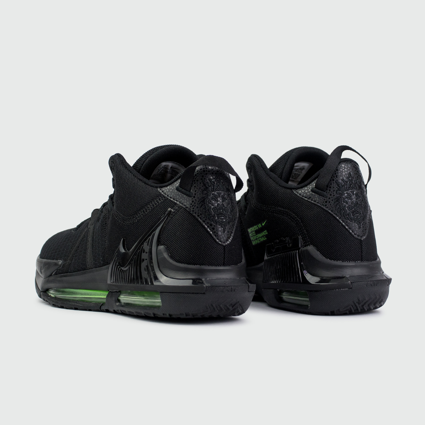 Кроссовки Nike LeBron Witness 7 Black Кроссовки Nike LeBron Witness 7 Black