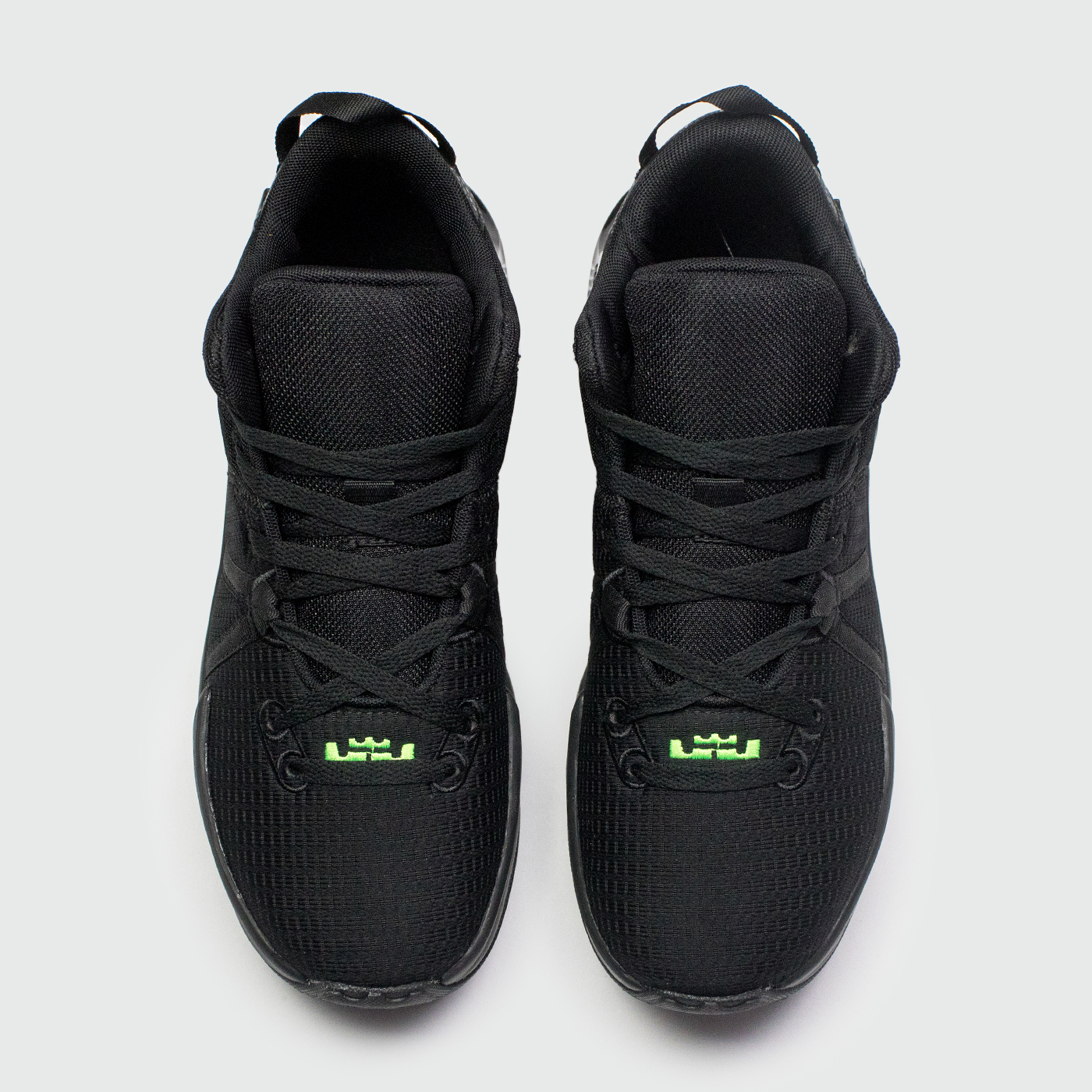 Кроссовки Nike LeBron Witness 7 Black Кроссовки Nike LeBron Witness 7 Black