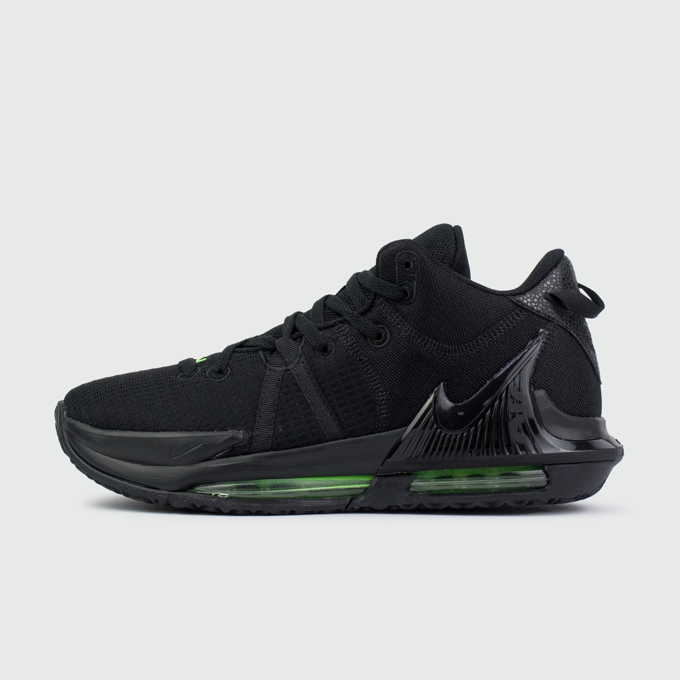 Кроссовки Nike LeBron Witness 7 Black Кроссовки Nike LeBron Witness 7 Black