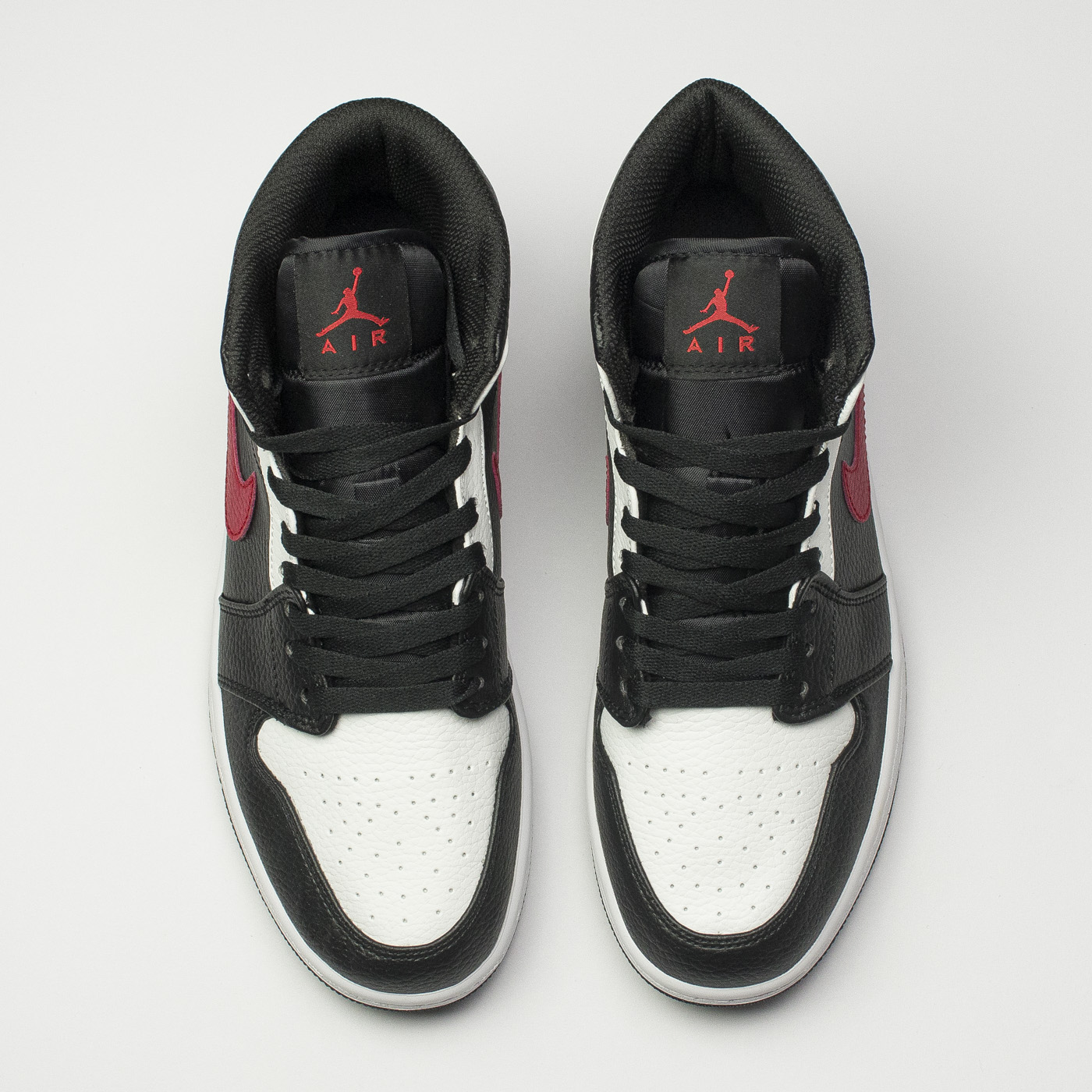 Кроссовки Nike Air Jordan 1 Black / Red