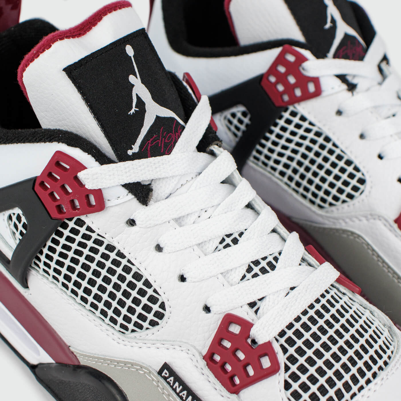 Кроссовки Nike Air Jordan 4 Retro x PSG Qual.