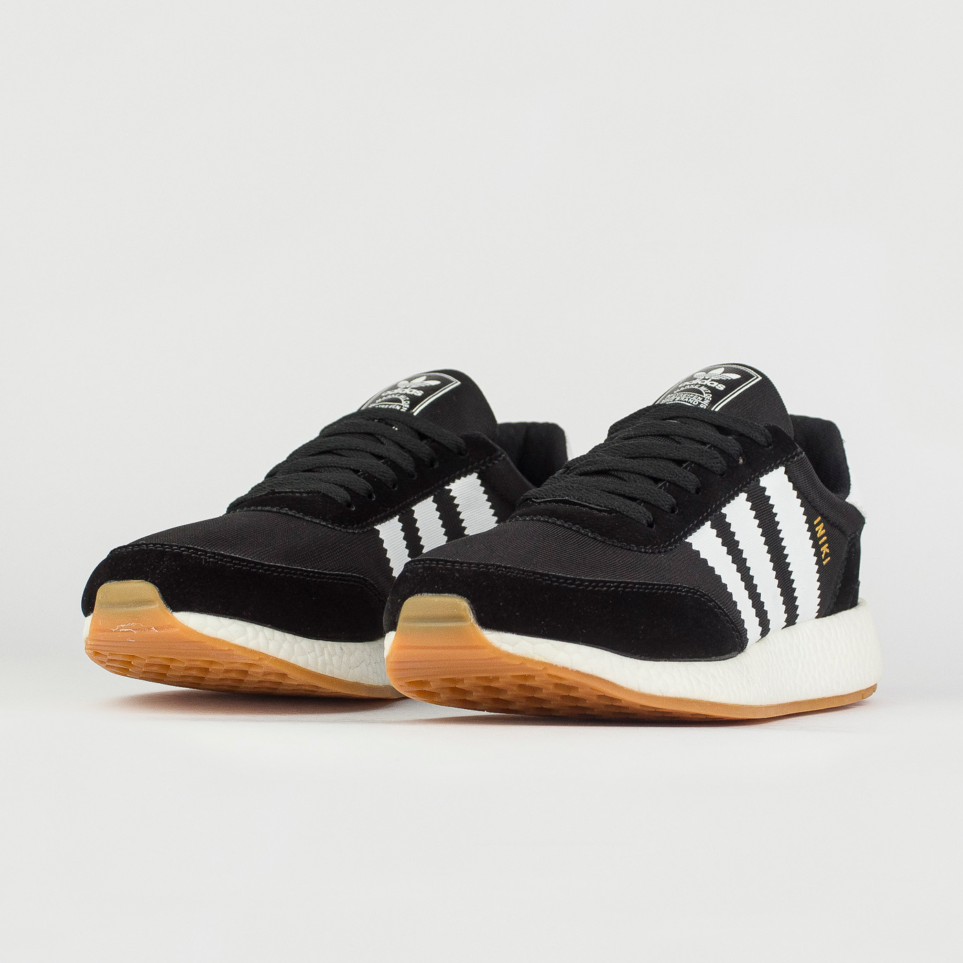 Кроссовки Adidas Iniki Runner Boost Wmns Black / White / Wh. Str Кроссовки Adidas Iniki Runner Boost Wmns Black / White / Wh. Str