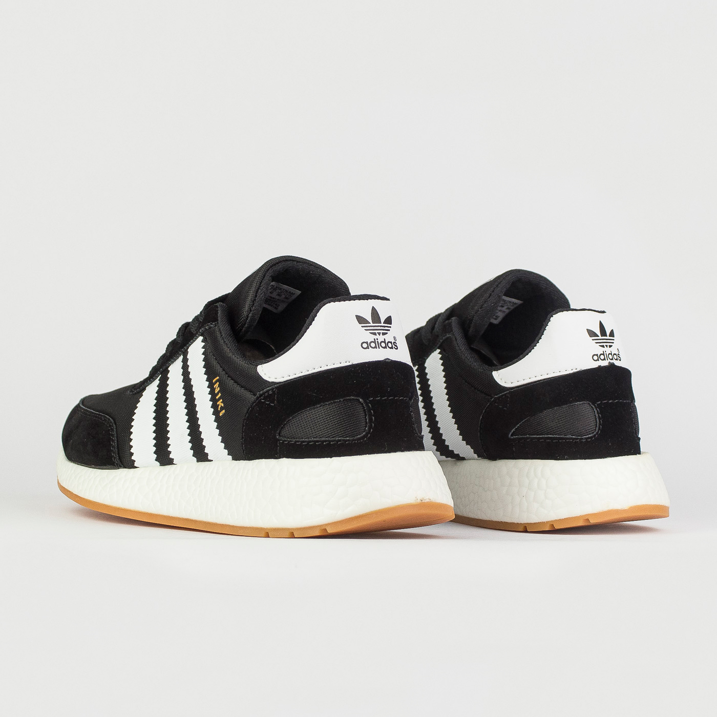 Кроссовки Adidas Iniki Runner Boost Wmns Black / White / Wh. Str Кроссовки Adidas Iniki Runner Boost Wmns Black / White / Wh. Str