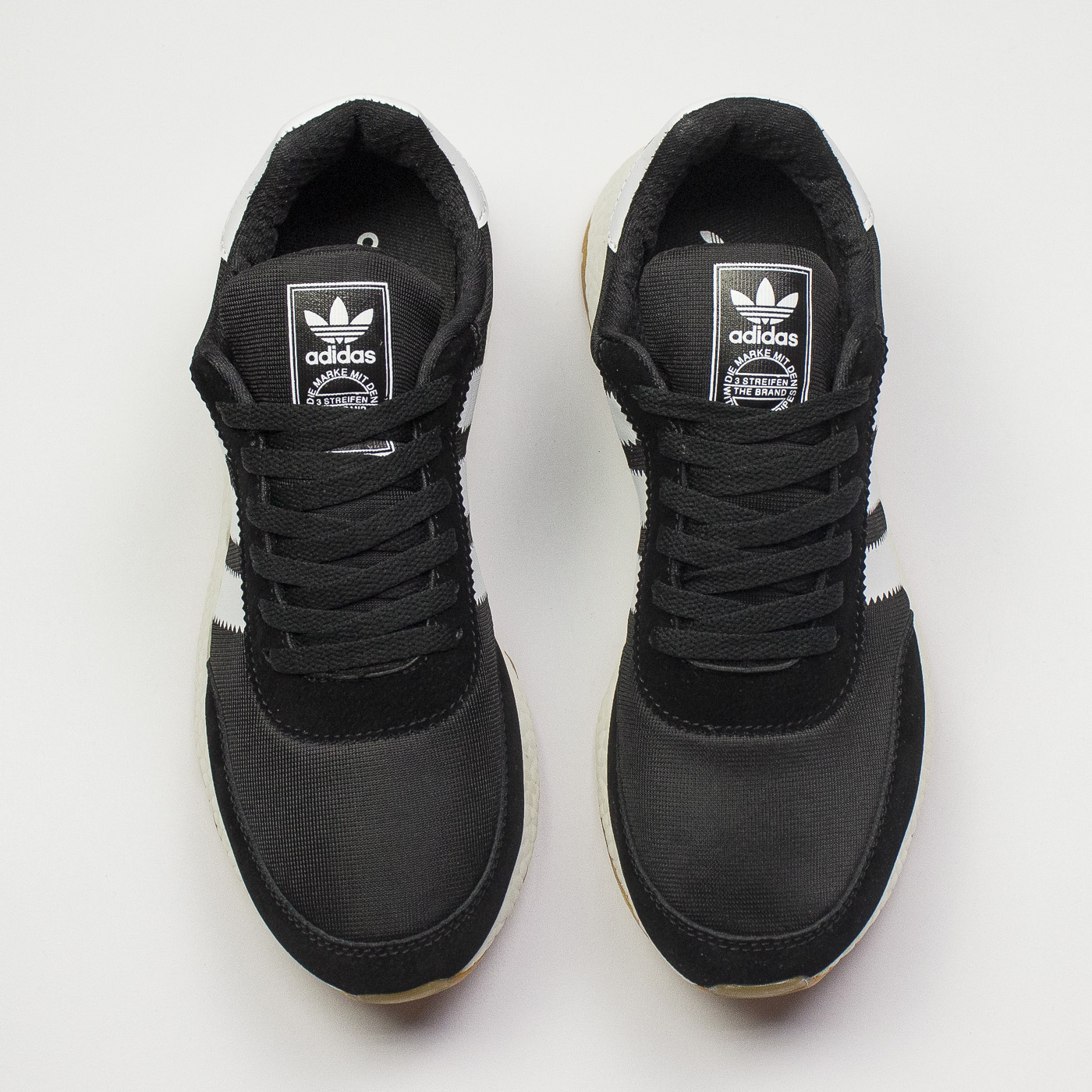 Кроссовки Adidas Iniki Runner Boost Wmns Black / White / Wh. Str Кроссовки Adidas Iniki Runner Boost Wmns Black / White / Wh. Str
