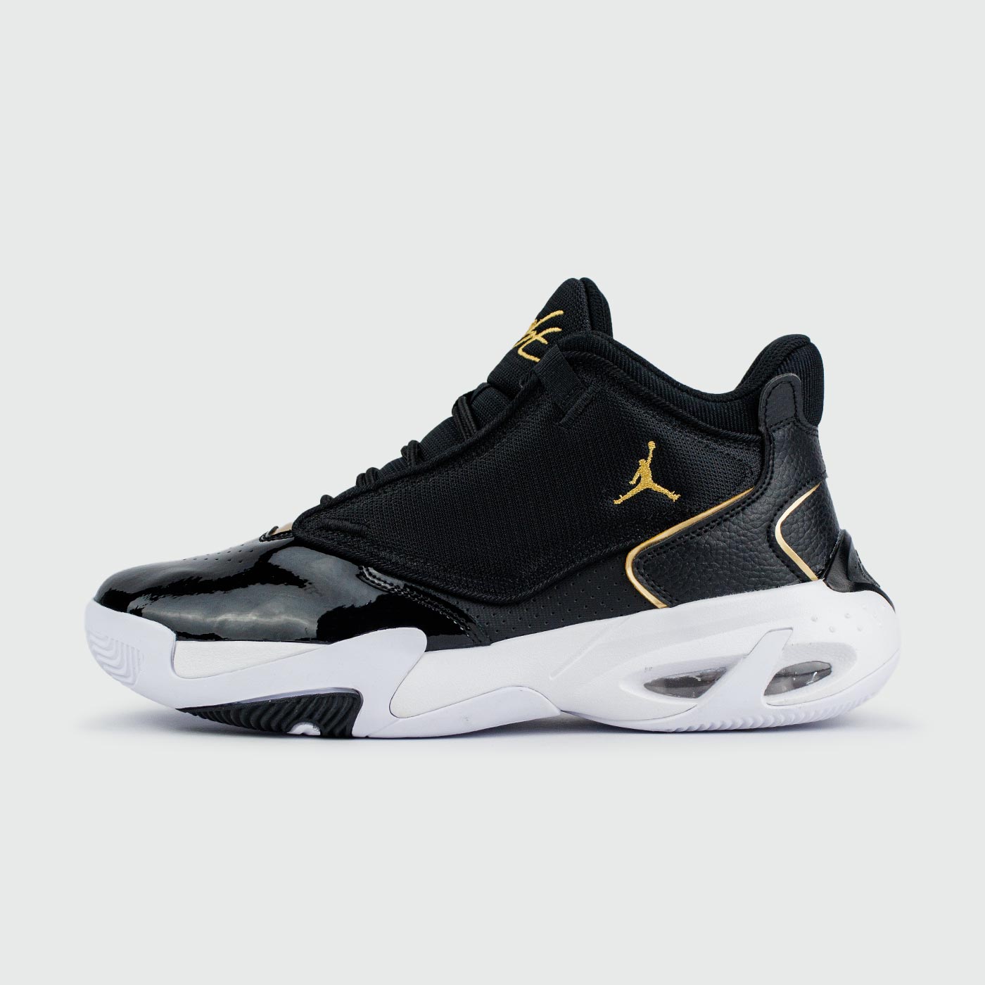 Кроссовки Nike Air Jordan Max Aura 4 Black / White