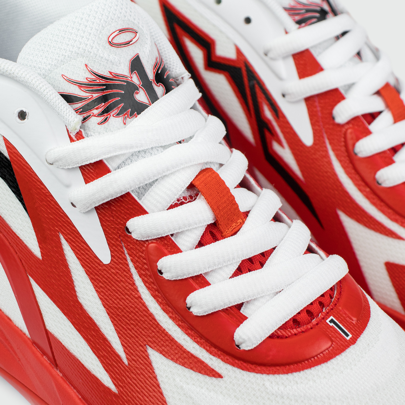 Кроссовки Puma MB.02 White / Red Кроссовки Puma MB.02 White / Red