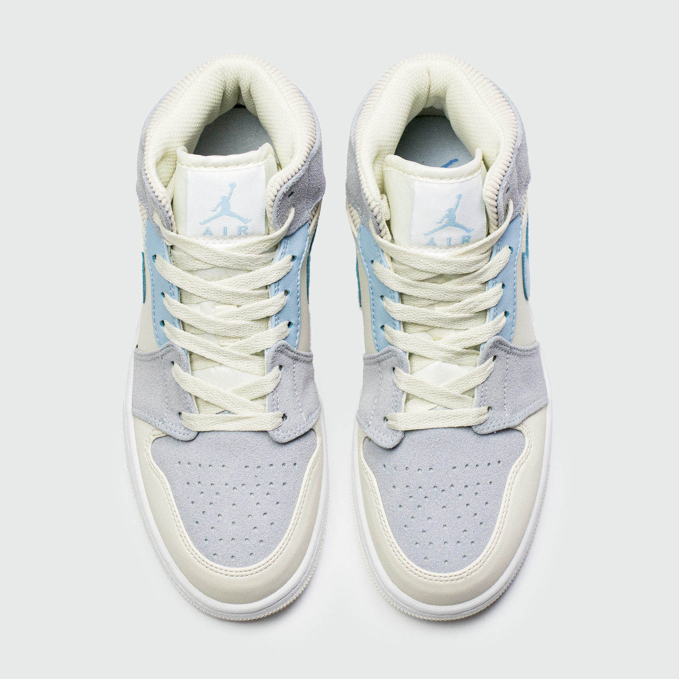 Кроссовки Nike Air Jordan 1 Wmns L.Violet / Blue Кроссовки Nike Air Jordan 1 Wmns L.Violet / Blue