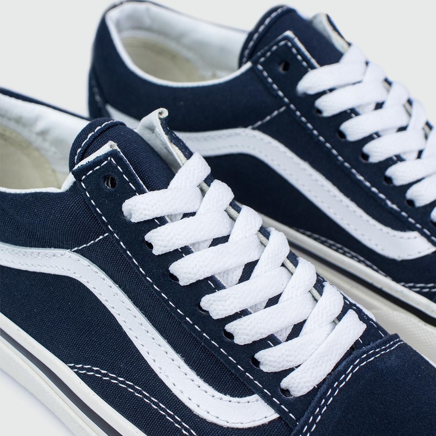 Кеды Vans Old Skool Wmns Navy / White Кеды Vans Old Skool Wmns Navy / White