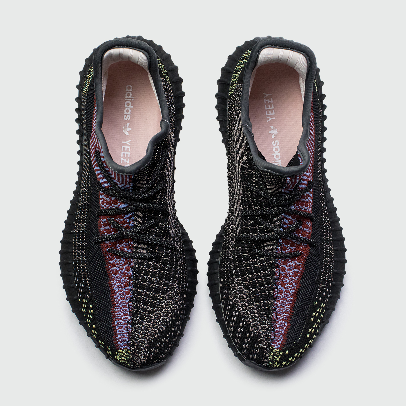 Кроссовки Adidas Yeezy 350 boost v2 Wmns Yecheil Кроссовки Adidas Yeezy 350 boost v2 Wmns Yecheil