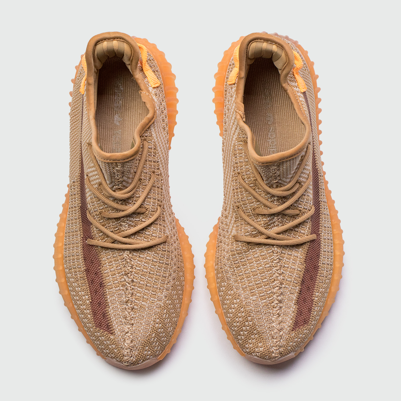 Кроссовки Adidas Yeezy 350 boost v2 Wmns Clay new Кроссовки Adidas Yeezy 350 boost v2 Wmns Clay new