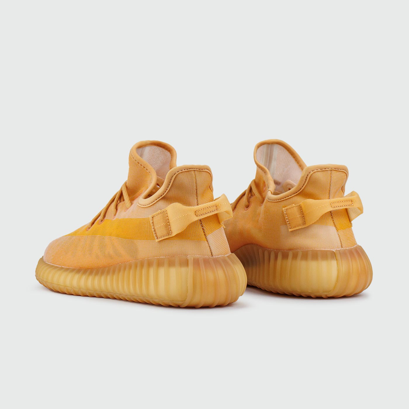 Кроссовки Adidas Yeezy 350 boost v2 Wmns Mono Clay Кроссовки Adidas Yeezy 350 boost v2 Wmns Mono Clay
