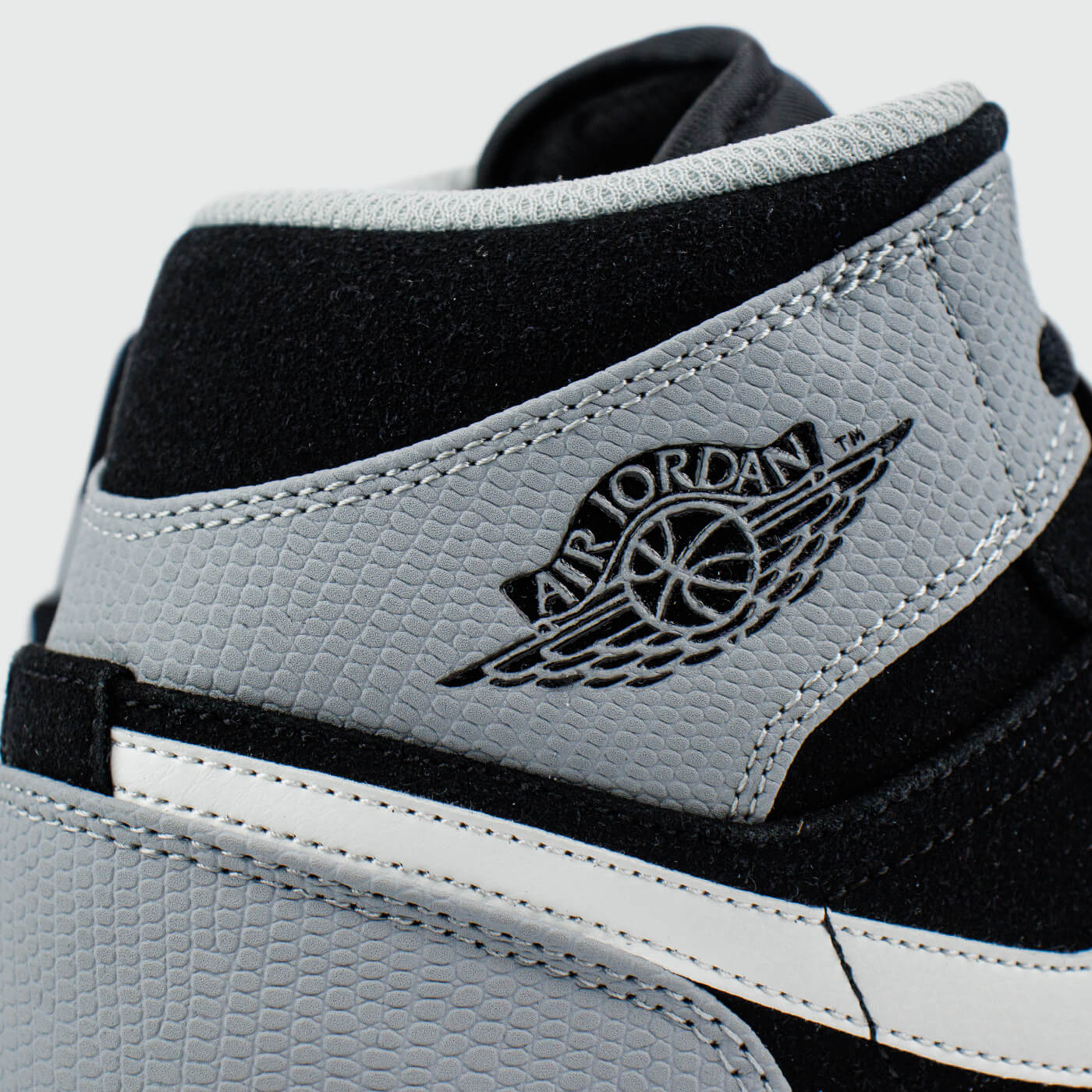 Кроссовки Air Jordan 1 High Elephant Print Кроссовки Air Jordan 1 High Elephant Print