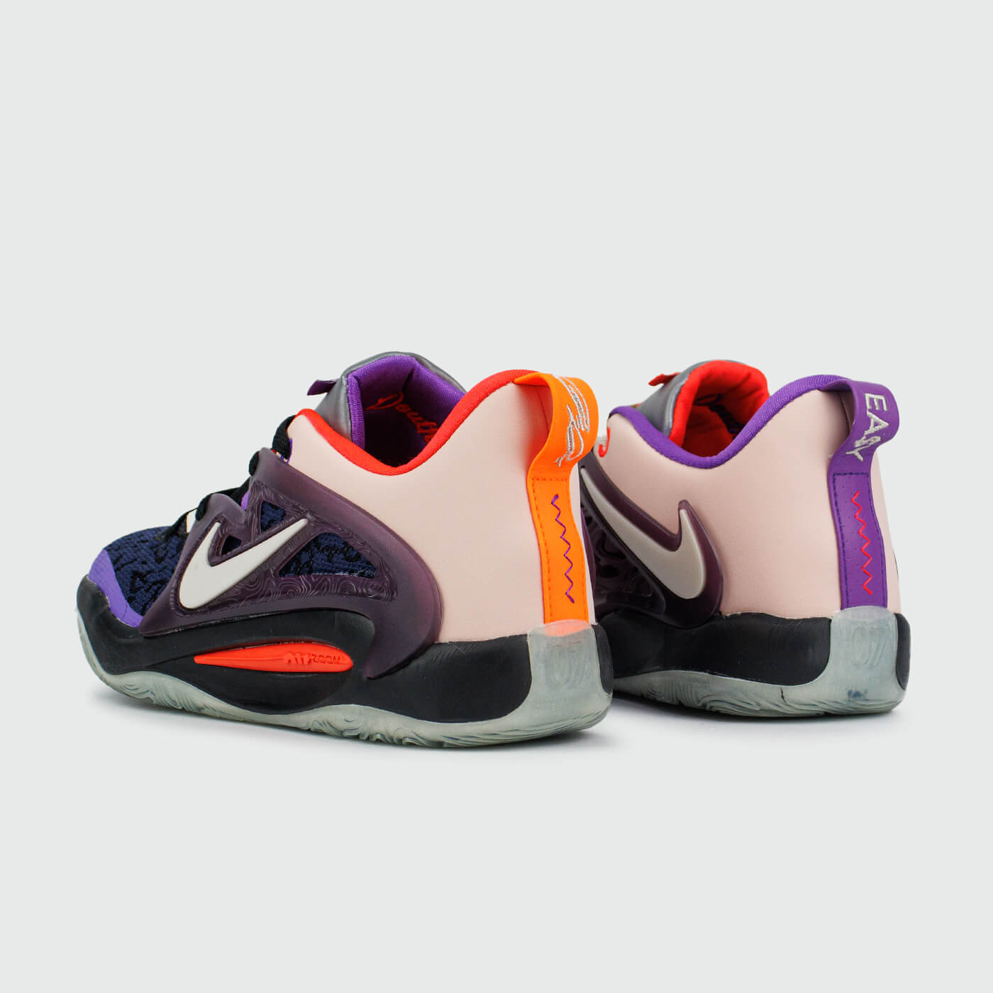 Кроссовки Nike KD 15 Charles Douthit Кроссовки Nike KD 15 Charles Douthit