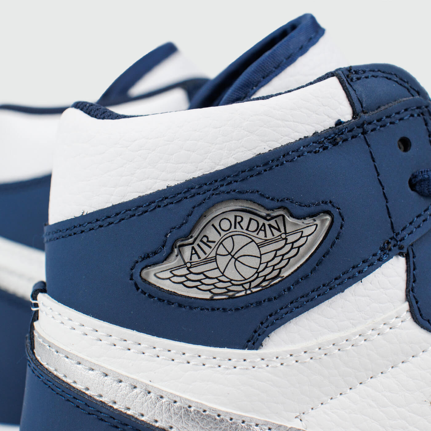 Кроссовки Air Jordan 1 High Midnight Navy Кроссовки Air Jordan 1 High Midnight Navy