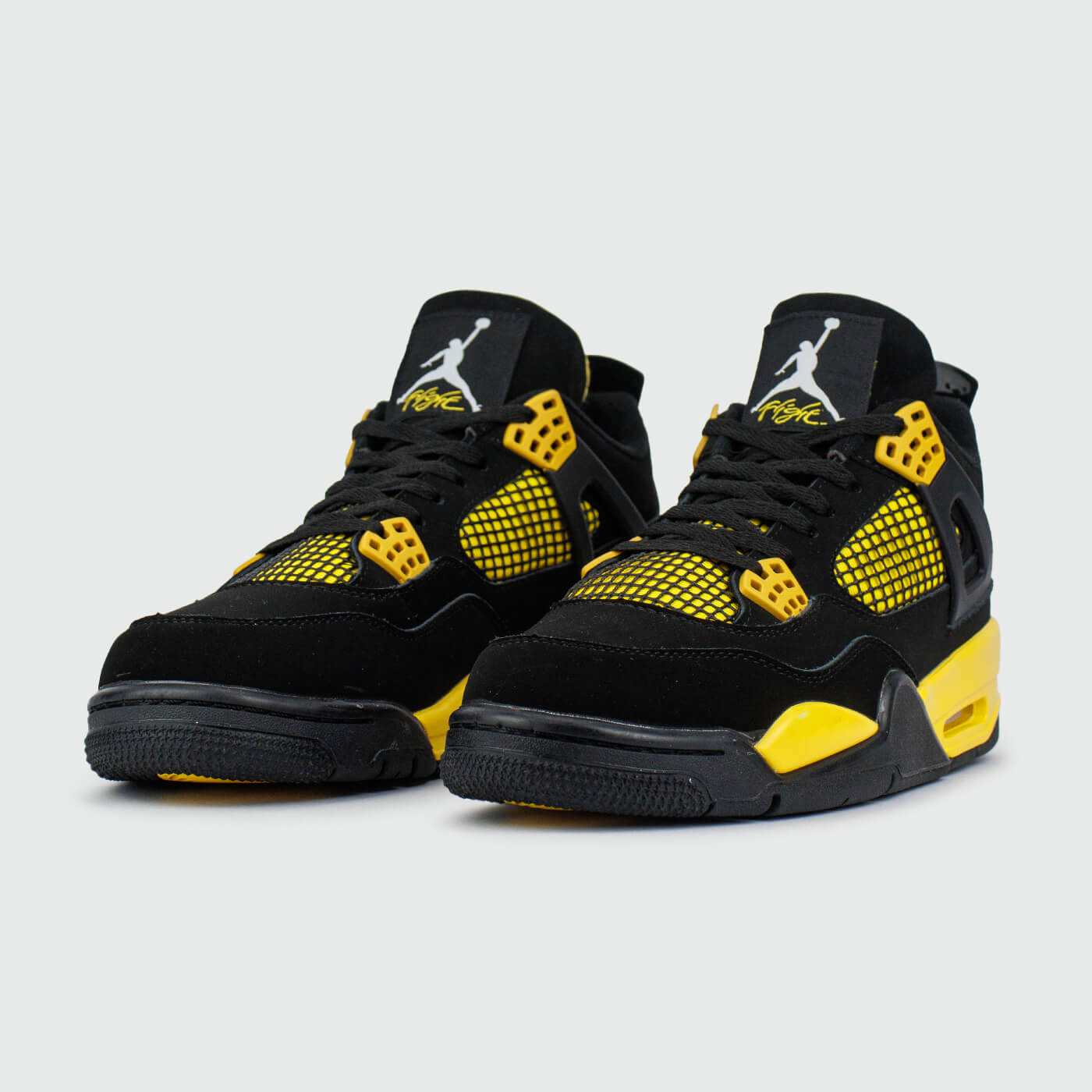 Кроссовки Nike Air Jordan 4 Thunder Кроссовки Nike Air Jordan 4 Thunder