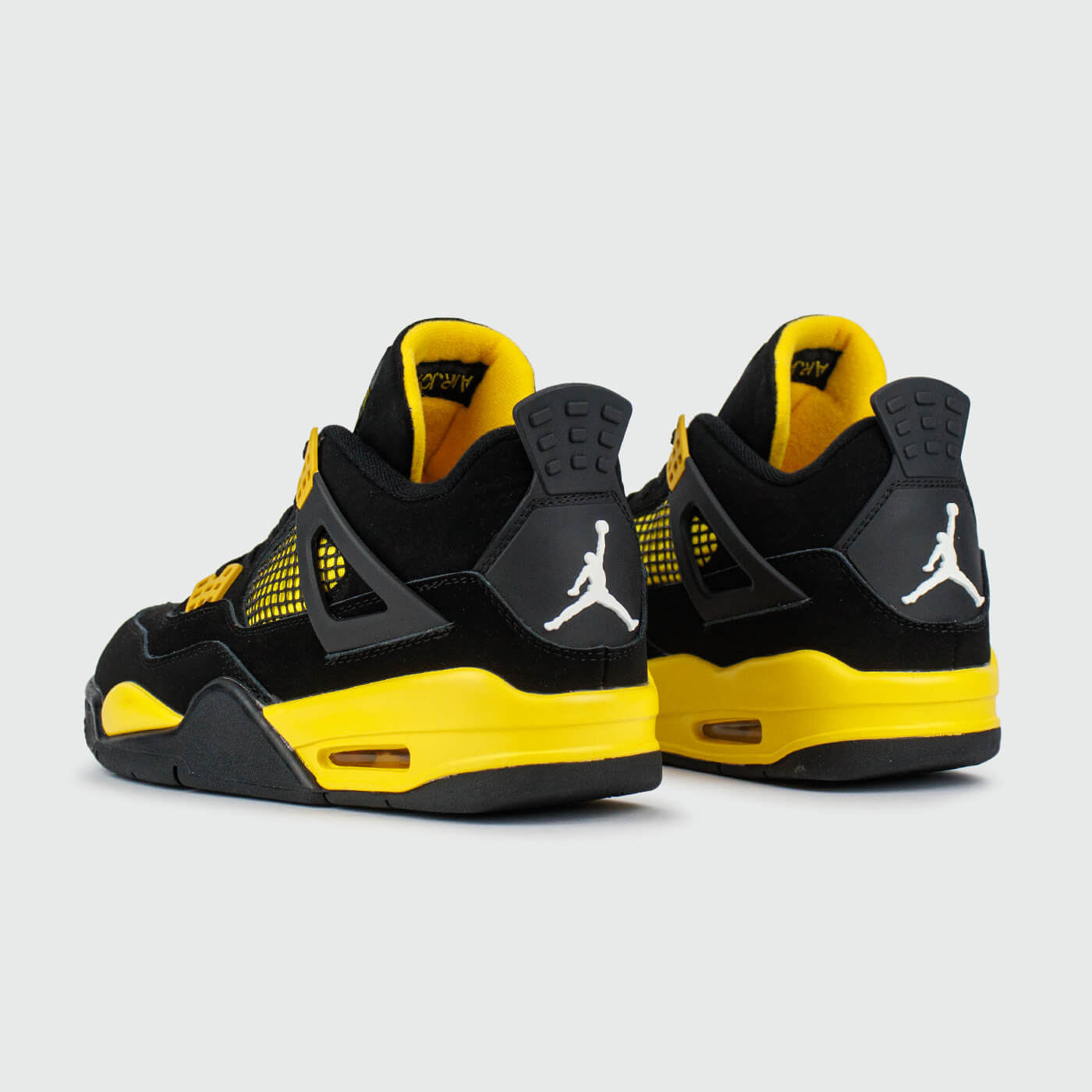 Кроссовки Nike Air Jordan 4 Thunder Кроссовки Nike Air Jordan 4 Thunder