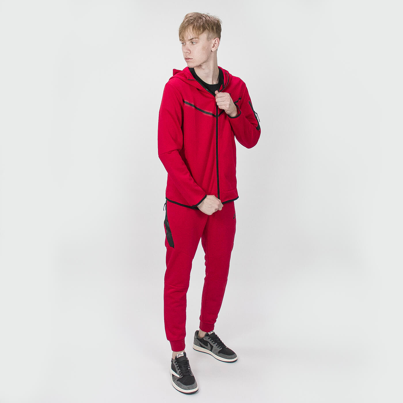 Толстовка Nike Red Толстовка Nike Red