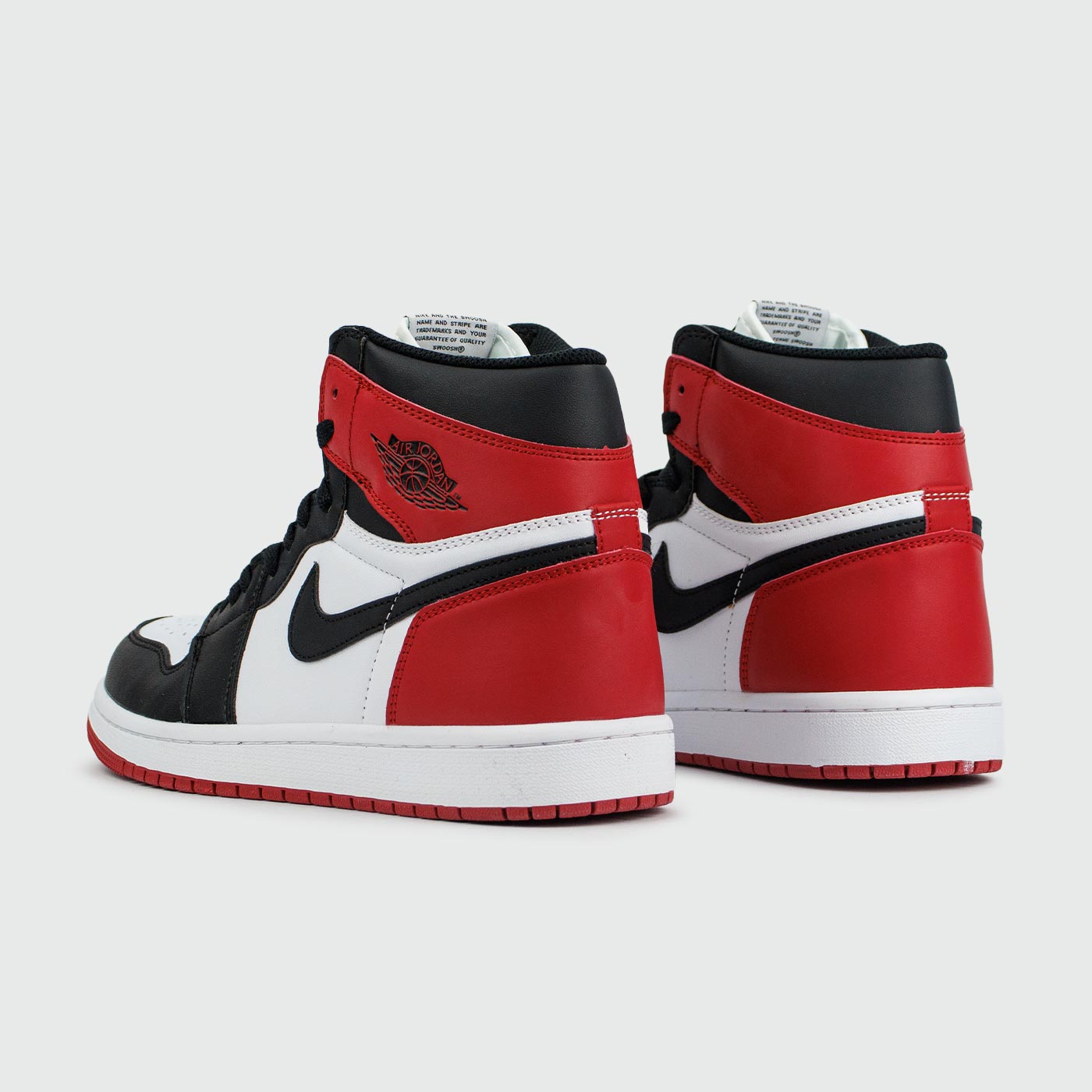 Кроссовки Nike Air Jordan 1 Black Toe Кроссовки Nike Air Jordan 1 Black Toe