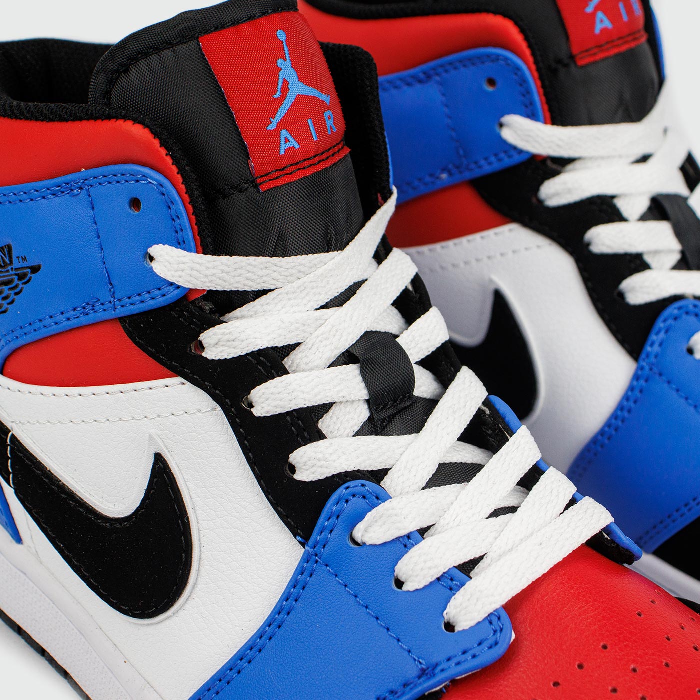 Кроссовки Air Jordan 1 High Top 3 Кроссовки Air Jordan 1 High Top 3