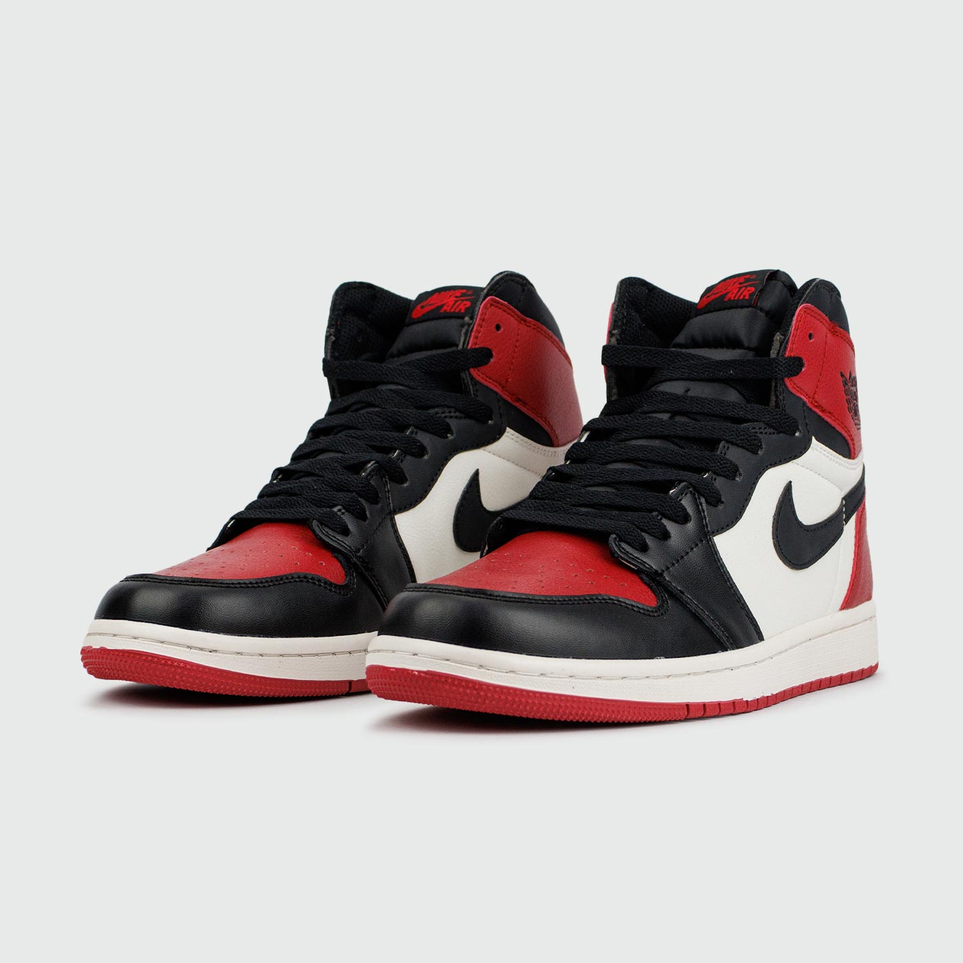 Кроссовки Nike Air Jordan 1 Bred Toe 2018 new Кроссовки Nike Air Jordan 1 Bred Toe 2018 new