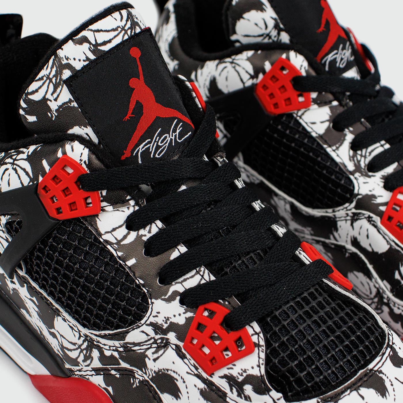Кроссовки Air Jordan 4 Tattoo Кроссовки Air Jordan 4 Tattoo