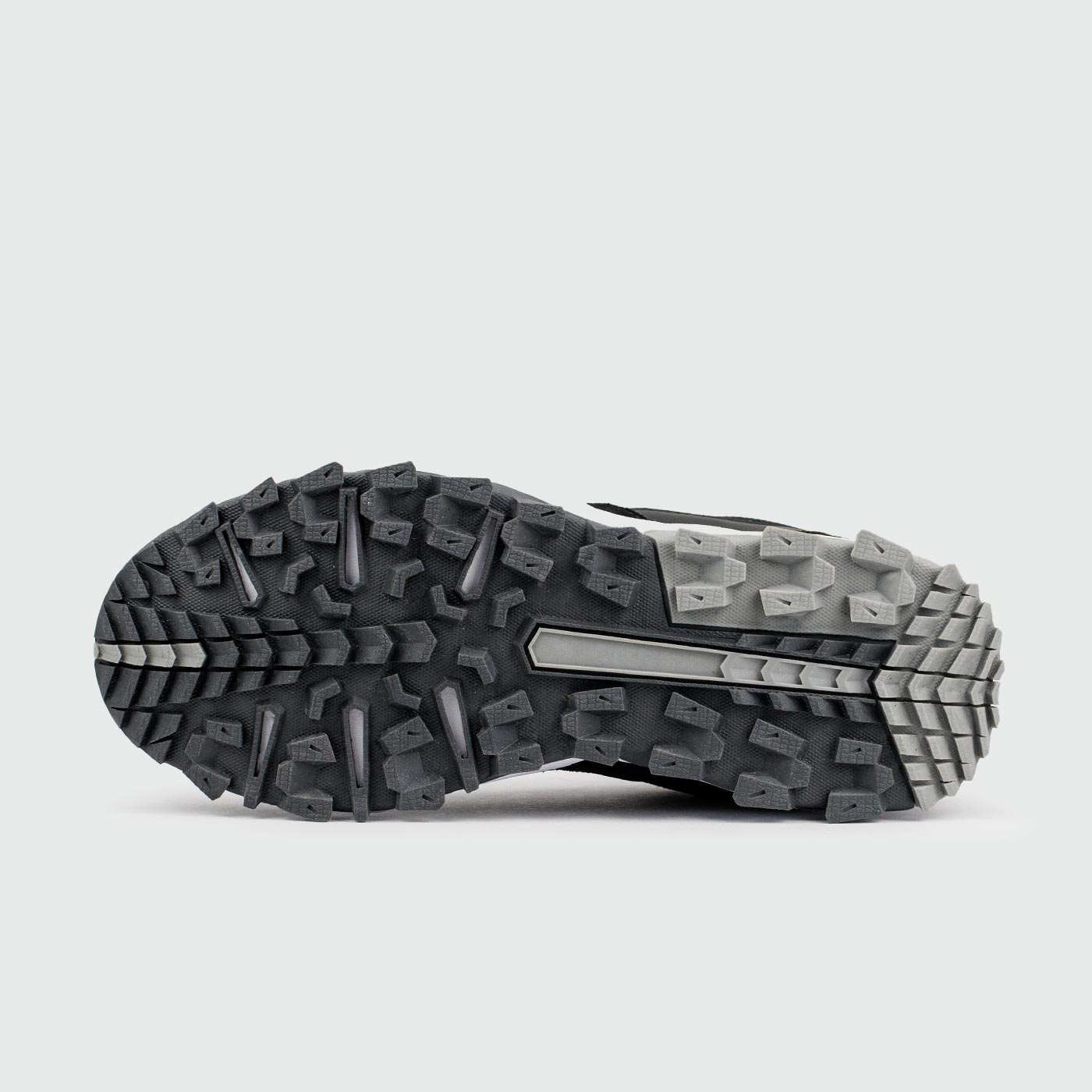 Кроссовки Columbia Ivo Trail Black / White Кроссовки Columbia Ivo Trail Black / White