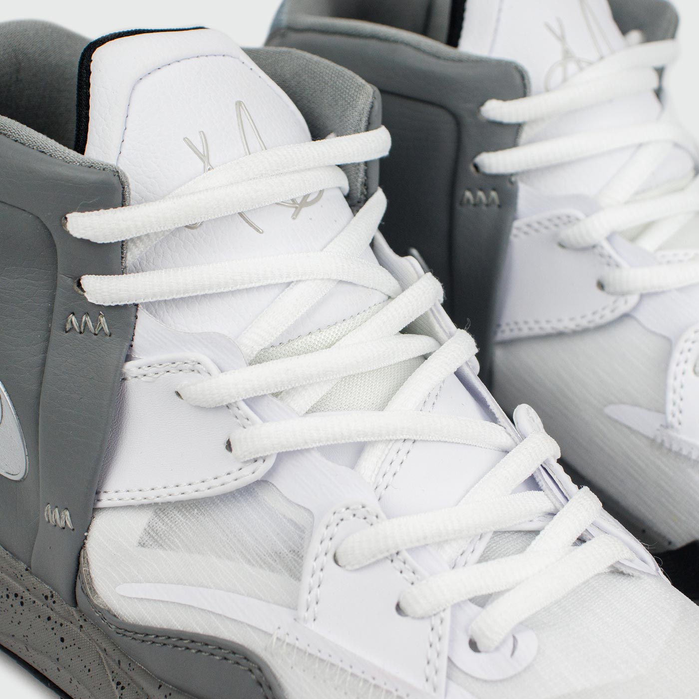 Кроссовки Nike Kyrie Infinity 8 White Grey Кроссовки Nike Kyrie Infinity 8 White Grey