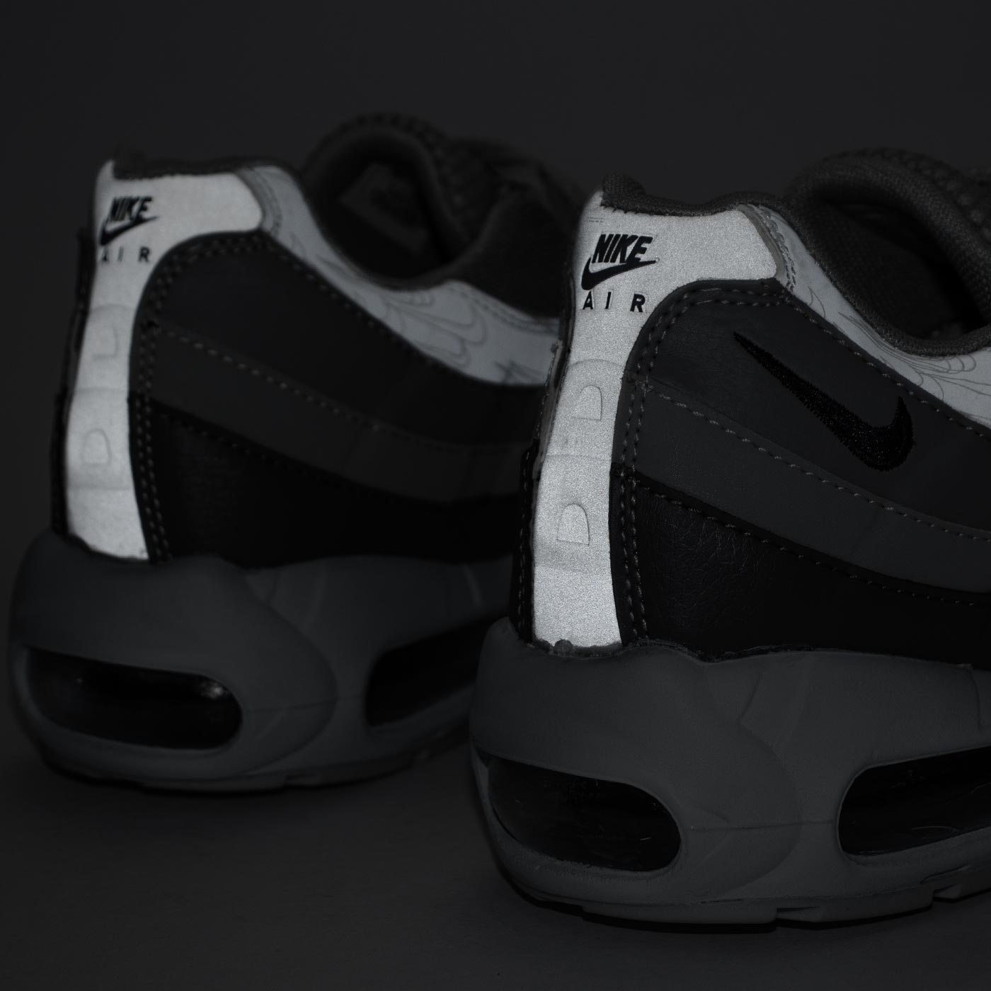 Кроссовки Nike Air Max 95 Grey White Кроссовки Nike Air Max 95 Grey White